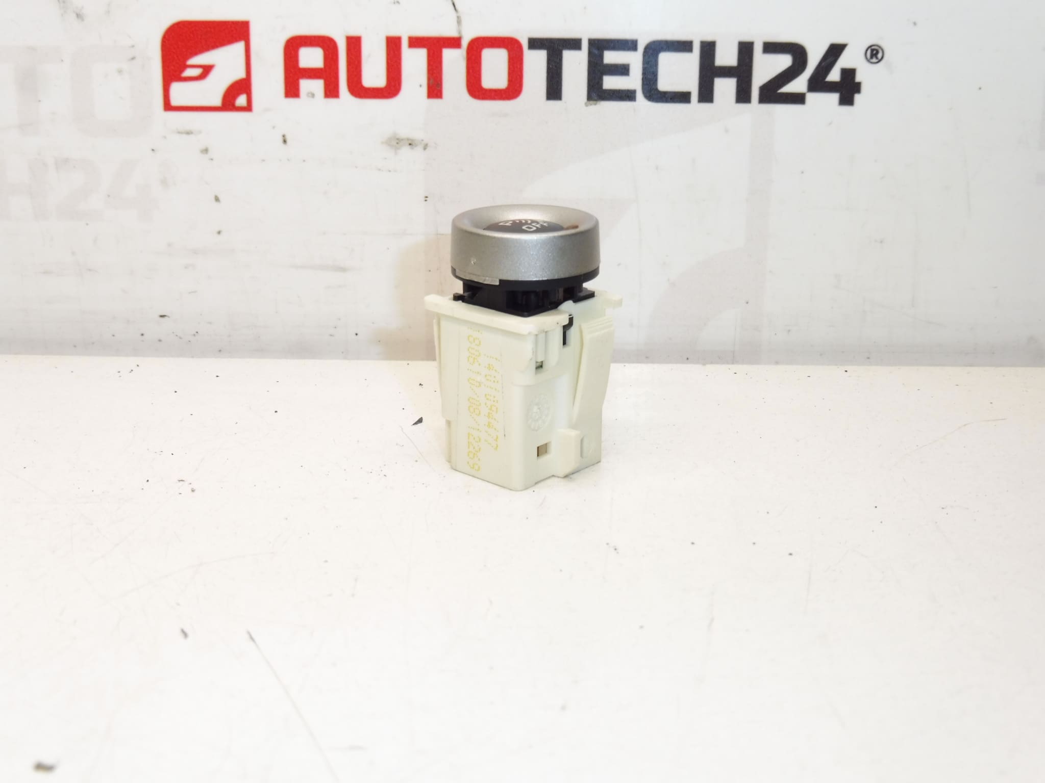 Interrupteur d'aide au stationnement pour Peugeot 807 1401094477 – Image 2