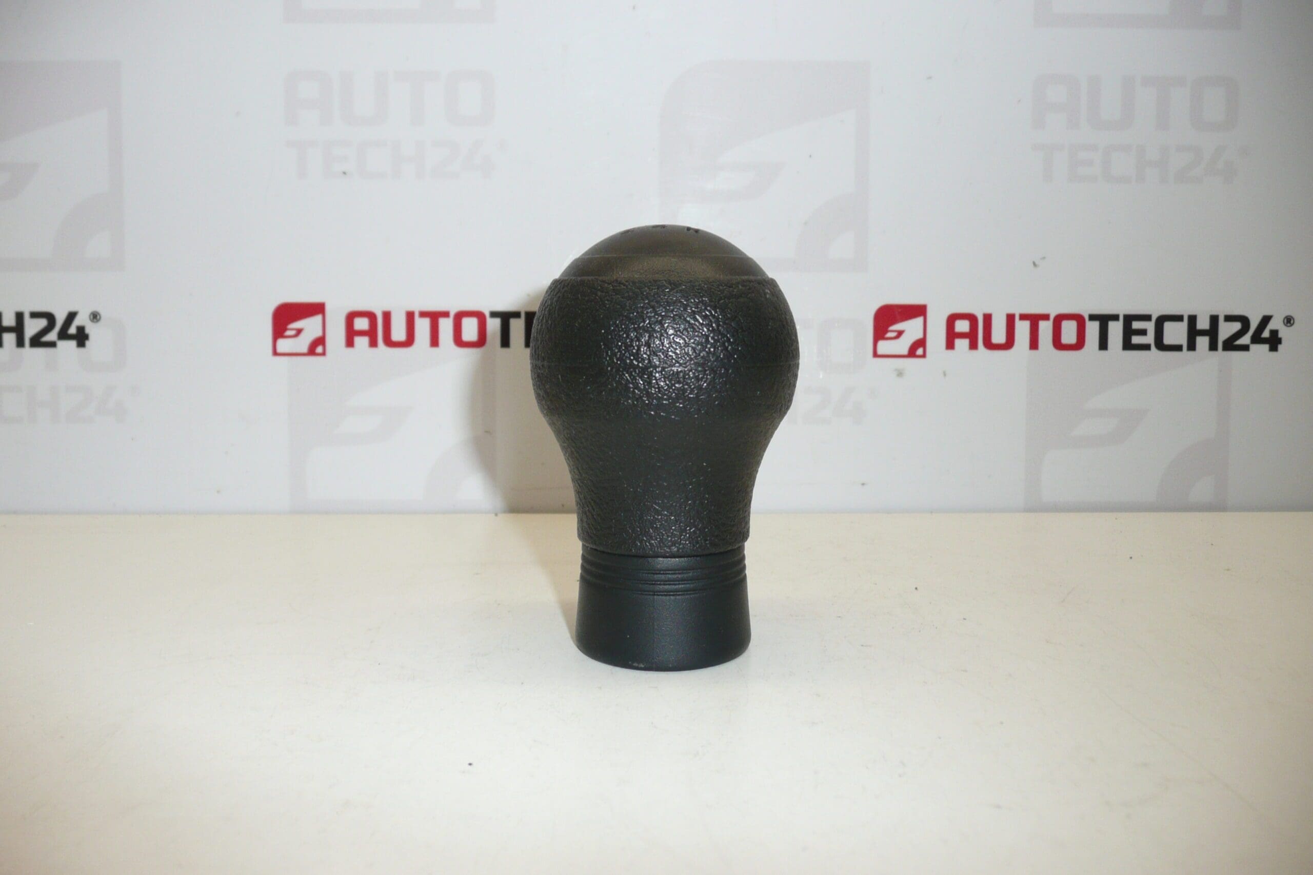 Pommeau de levier de vitesses d'occasion pour Citroën C1 / Peugeot 107 - B000720480 – Image 2