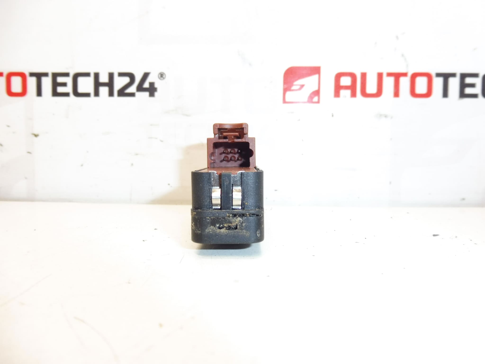 Module mémoire de siège Citroën/Peugeot 6554LE – Image 2