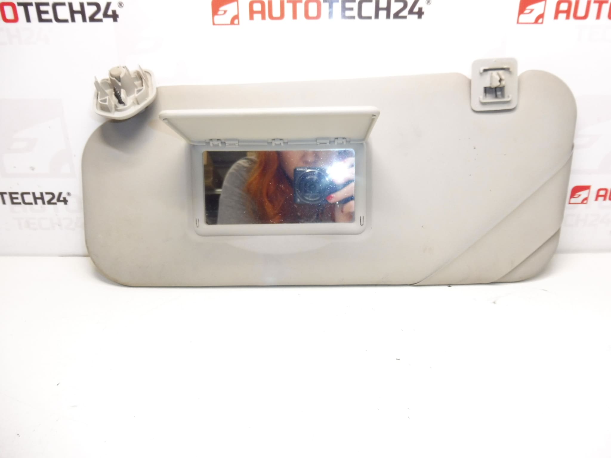Pare-soleil côté conducteur d'occasion pour Peugeot/Citroën 8143LZ – Image 2