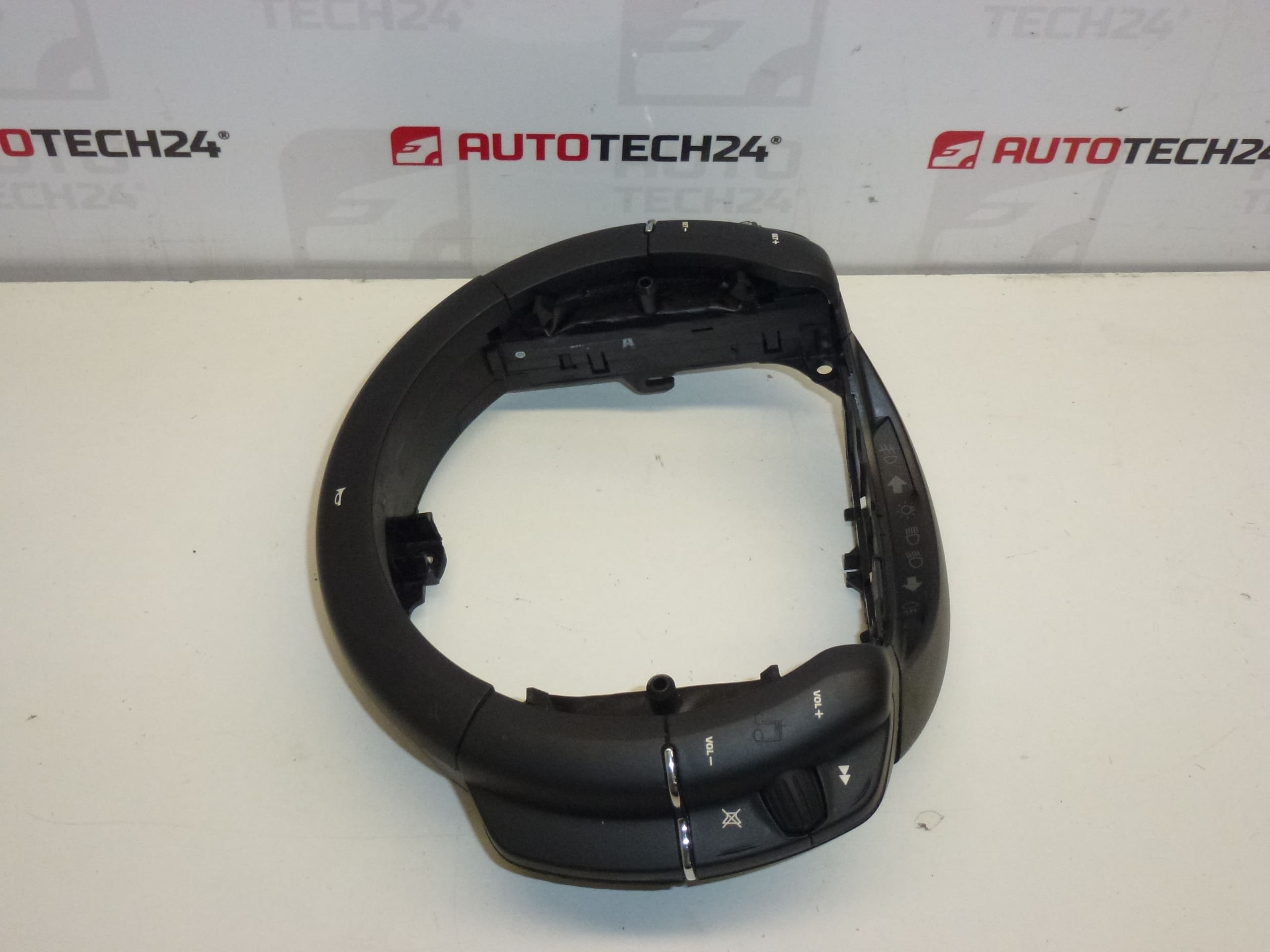 Commandes Au Volant Citroën C4 96624935ZD 6239QZ 6242EZ – Image 2