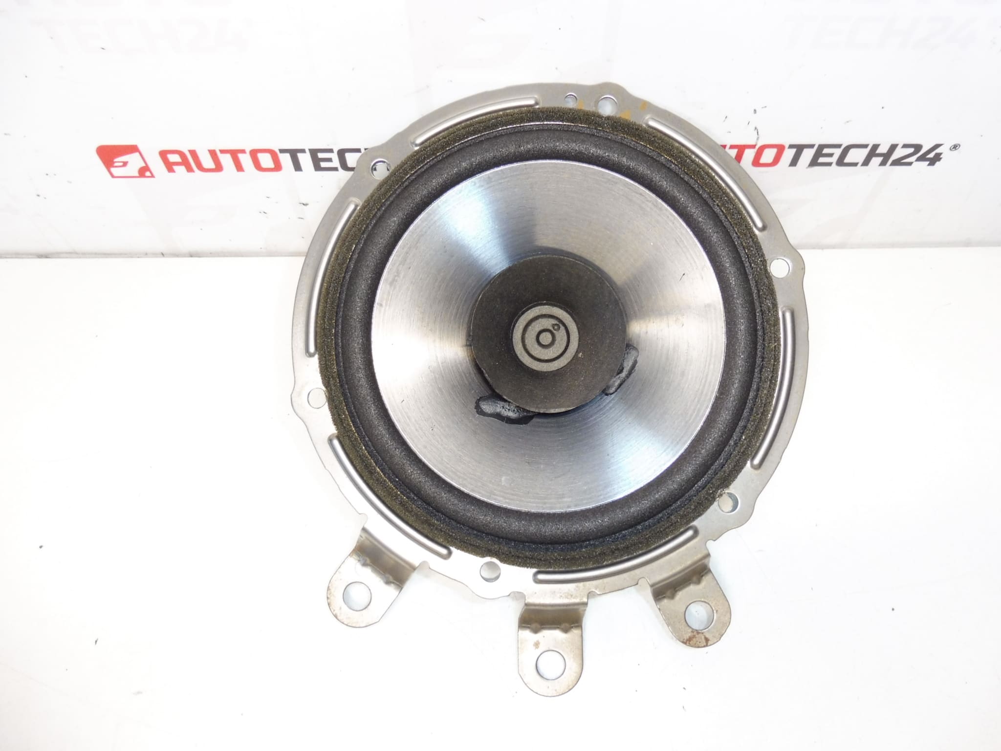 Gauche Citroën C1 Peugeot 107 86160-040 B000614380