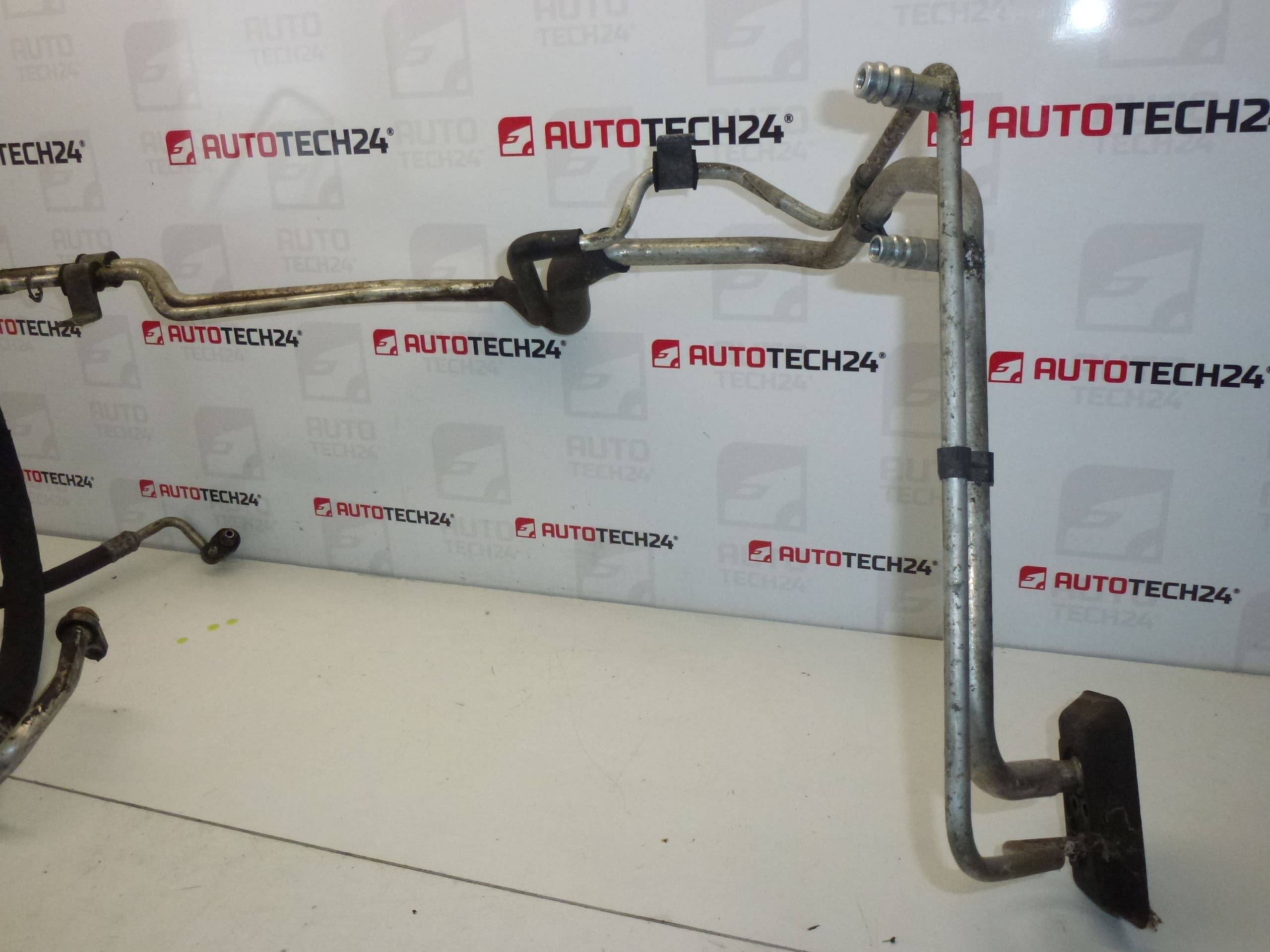 Tuyau de Climatisation Citroën Peugeot 9640388580 6460SL – Image 2