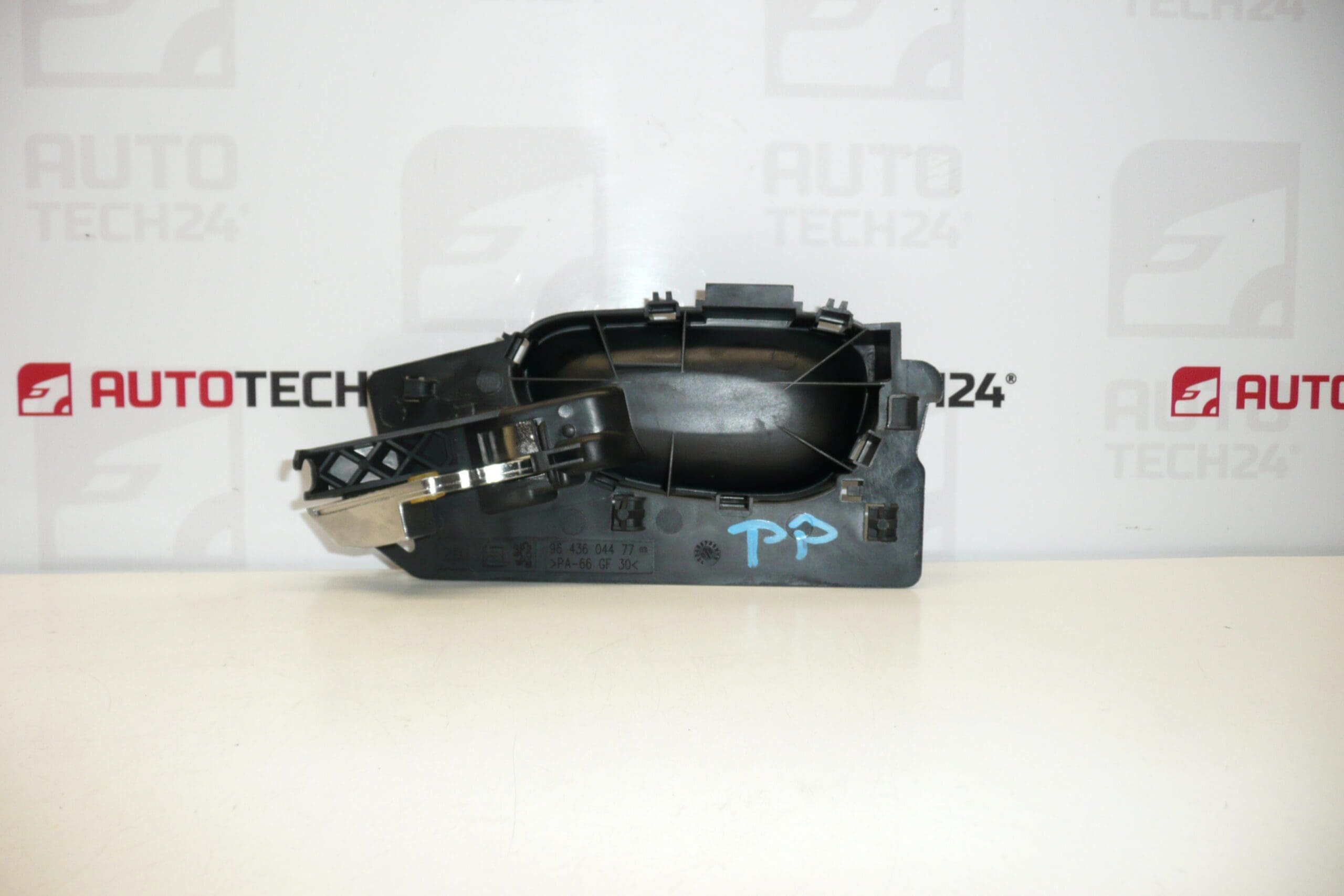 Poignée intérieure de porte droite Peugeot 307 9143F5 9143L3