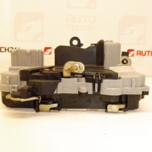 Serrure porte avant droite Citroën Xsara Picasso connecteur carré 9136J3