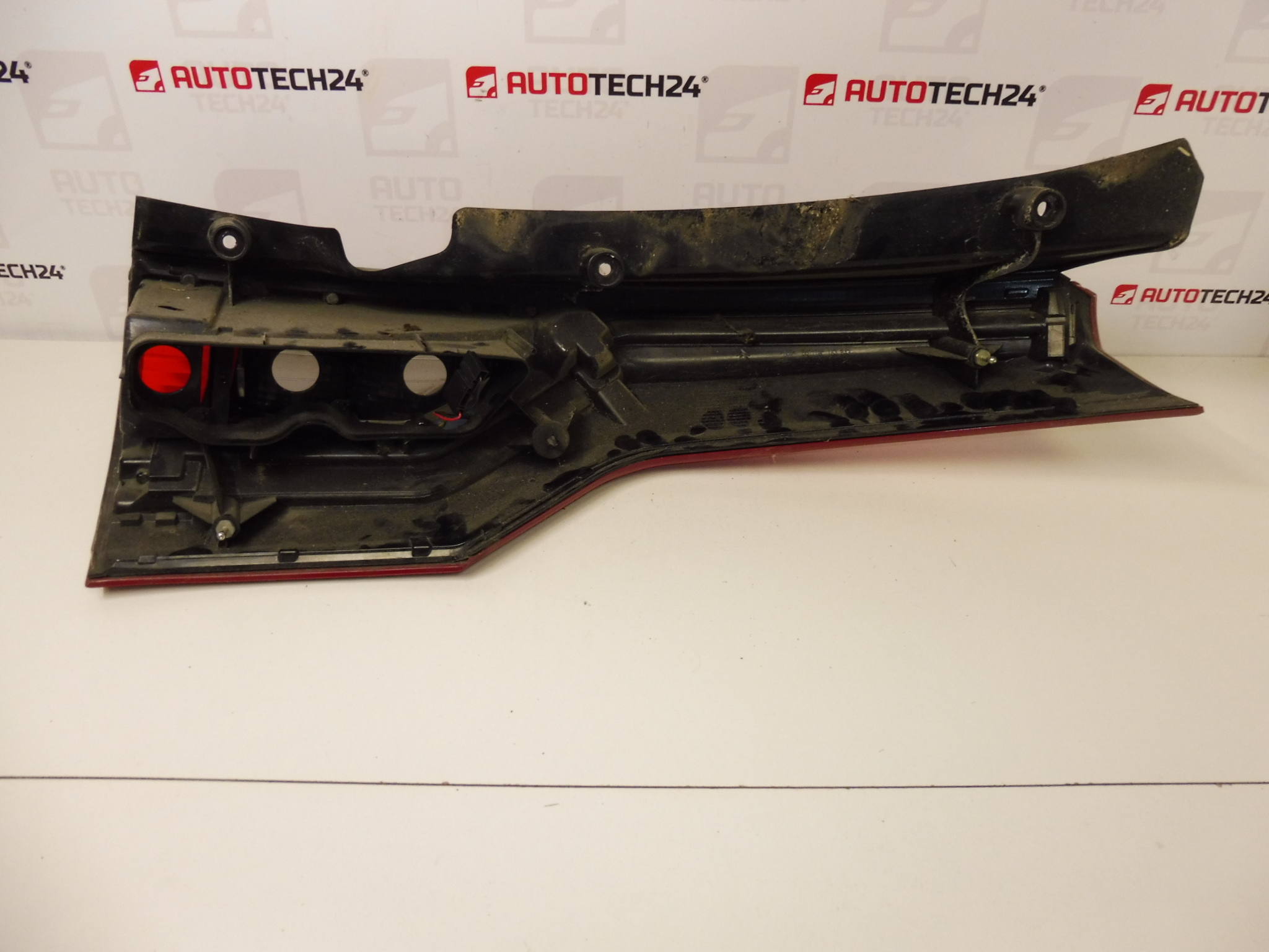 Feu arrière gauche Citroën C4 GRAND Picasso 6350AC