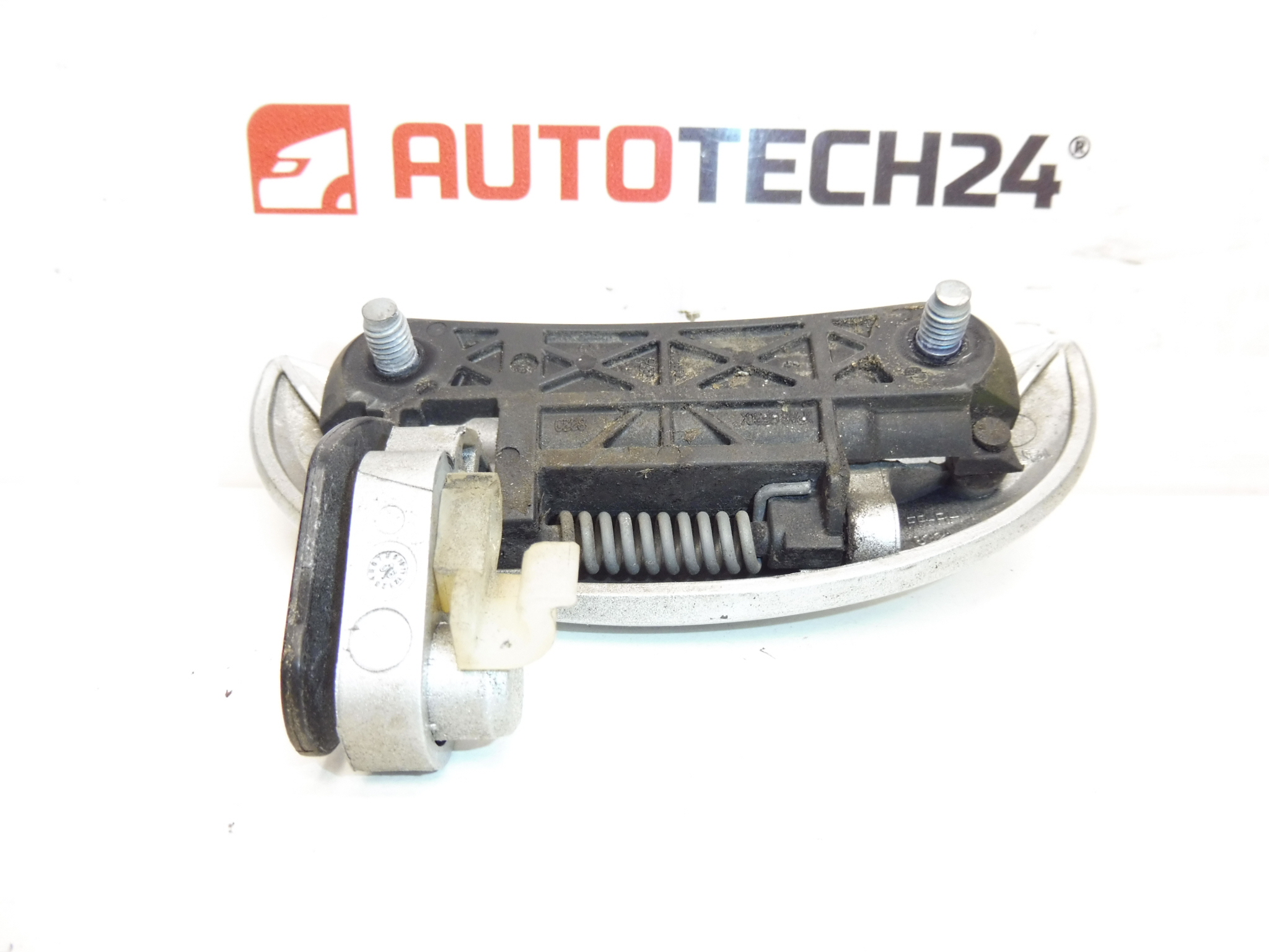 Poignée de porte avant droite KTB Citroën C1 Peugeot 107 9101AH