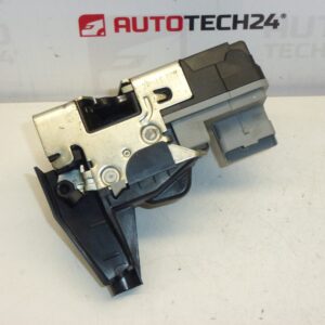 Pouteuse de porte d'entrée gauche Peugeot 307 9135Z0