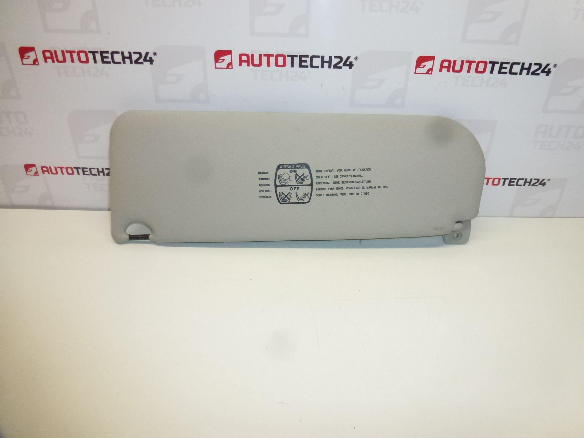 Pare-soleil Citroën C8 Peugeot 807, éclairage - droit 8143GN