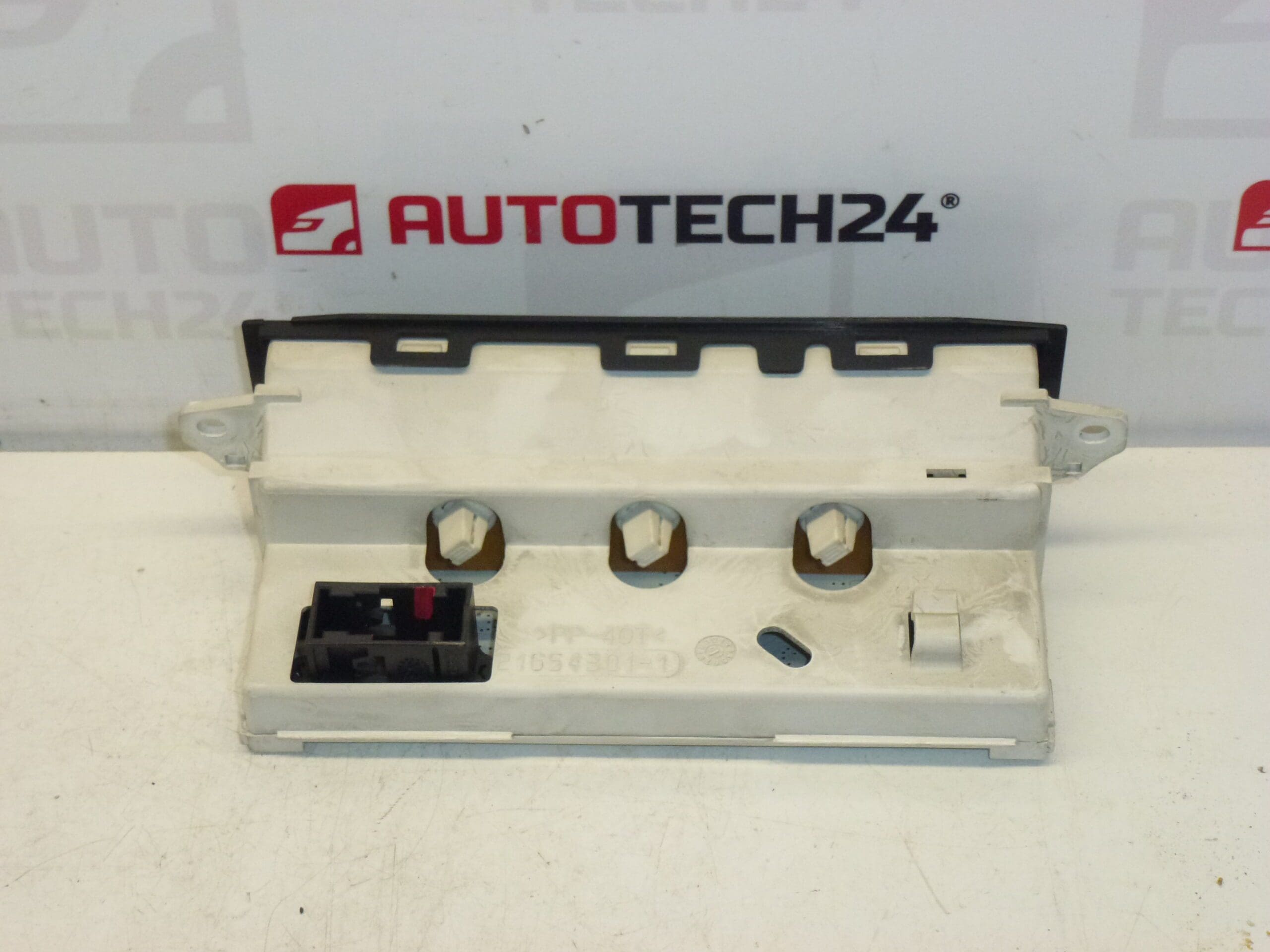 Afficheur radio / ordinateur de bord pour Citroën et Peugeot 1495481077 C00 – Image 2