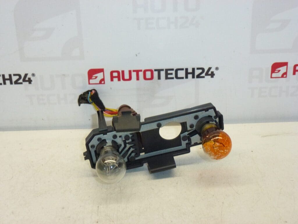 Culot de feu arrière gauche extérieur Peugeot 406 COMBI 6350H5