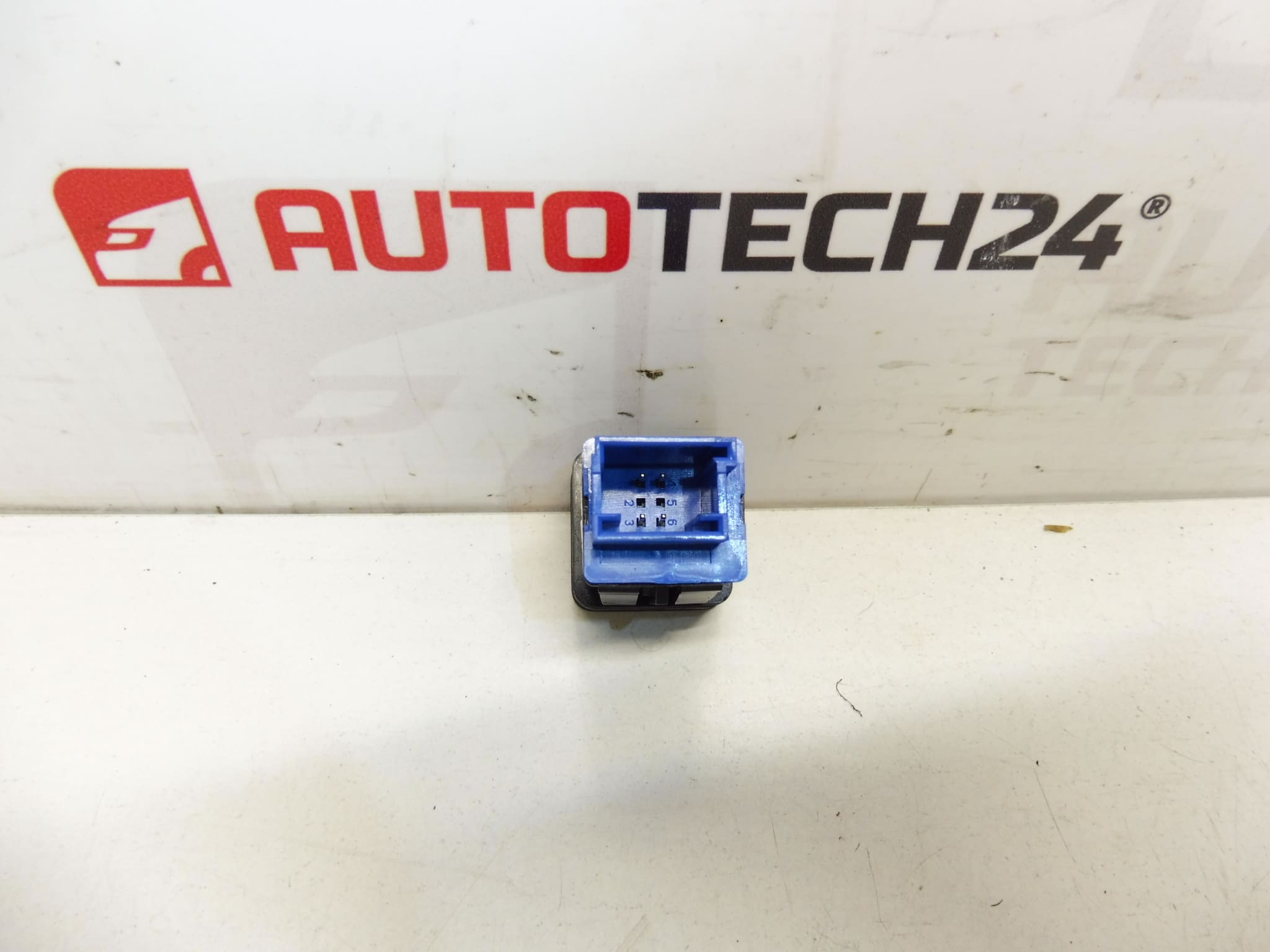 Commande AFIL Citroën C3 III 98127544ZD 9812754477 – Image 2