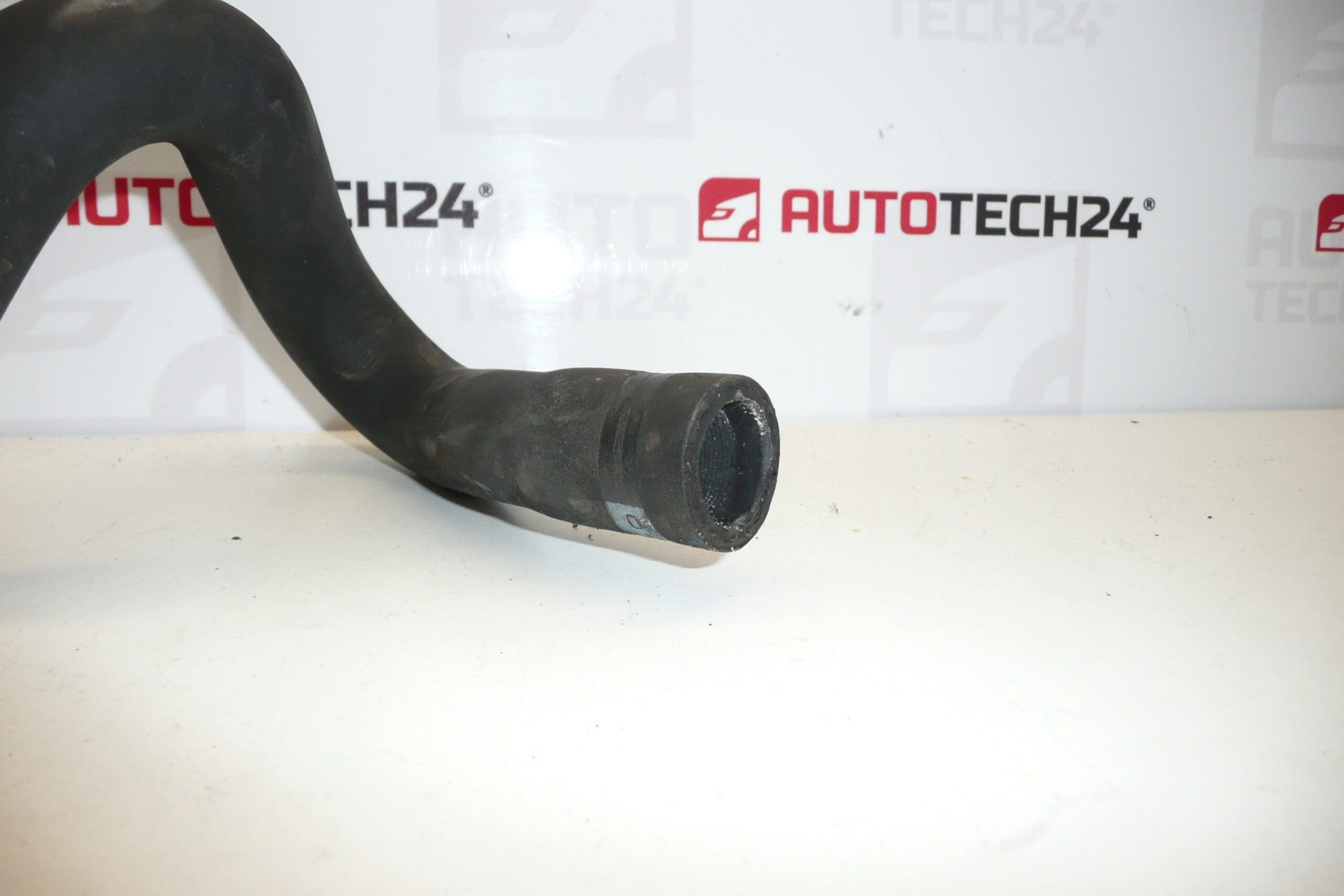 Durite d'eau pour Citroën/Peugeot 1,6 HDi 6466AS – Image 2