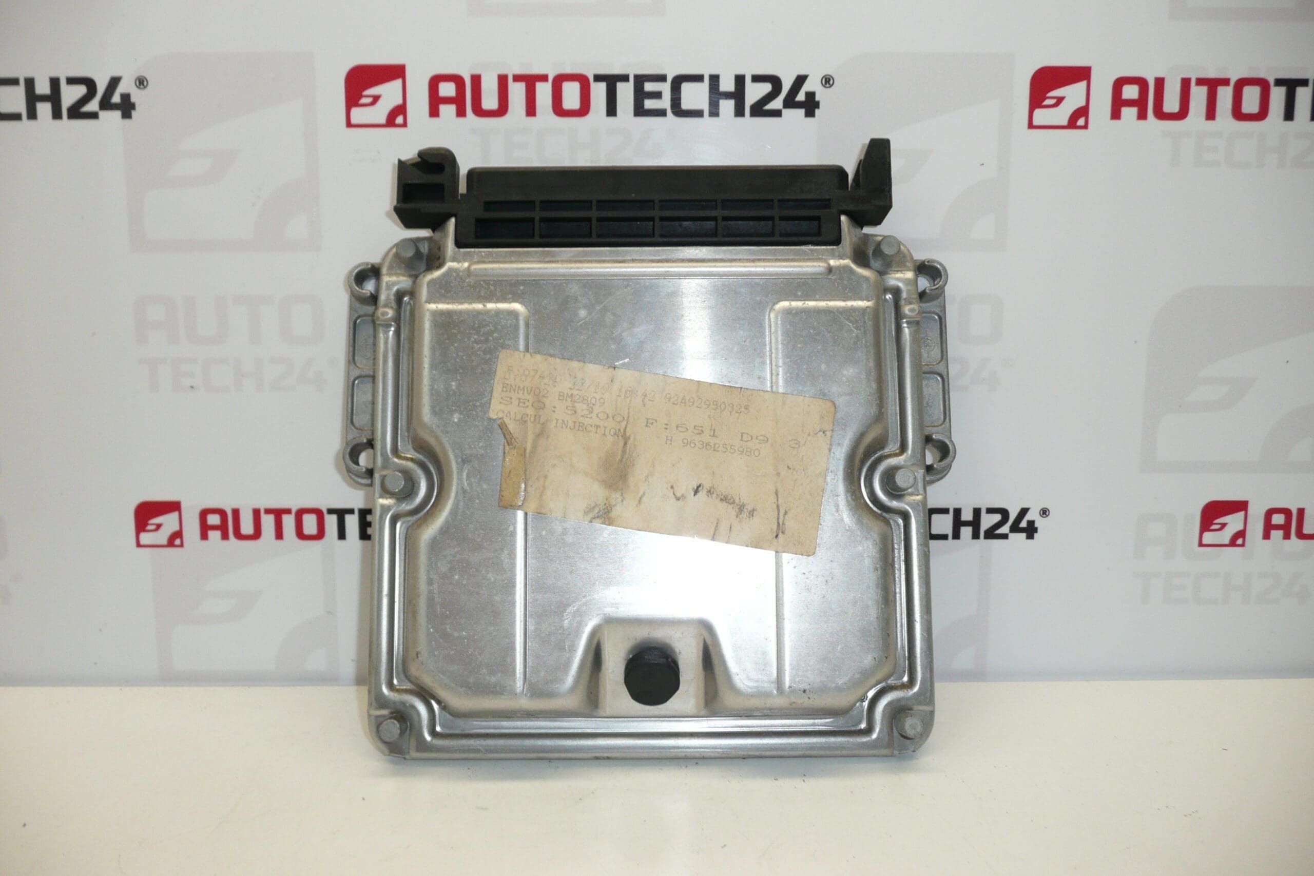 Unité de commande moteur Bosch EDC15C2 0281010166 (réf. PSA 9636255980) pour moteur 2.0 HDi Peugeot/Citroën – Image 2