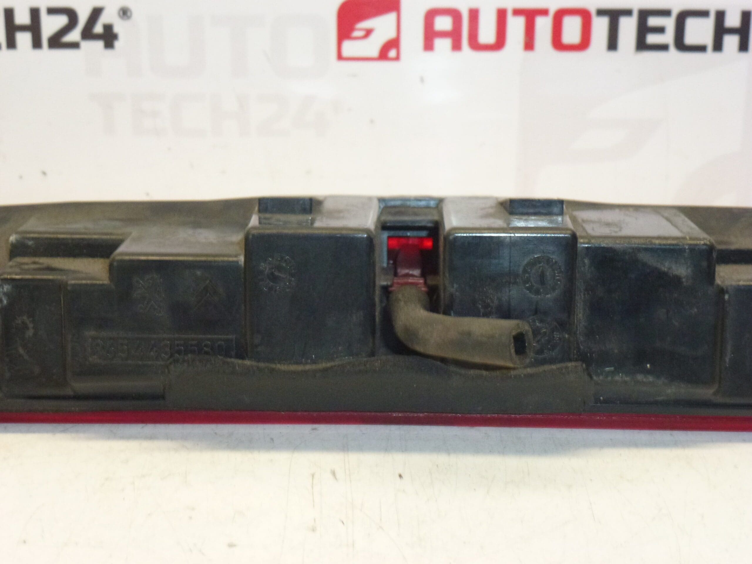 Feu Stop Arrière Citroën C4 Picasso 9654435580 968834980 – Image 2
