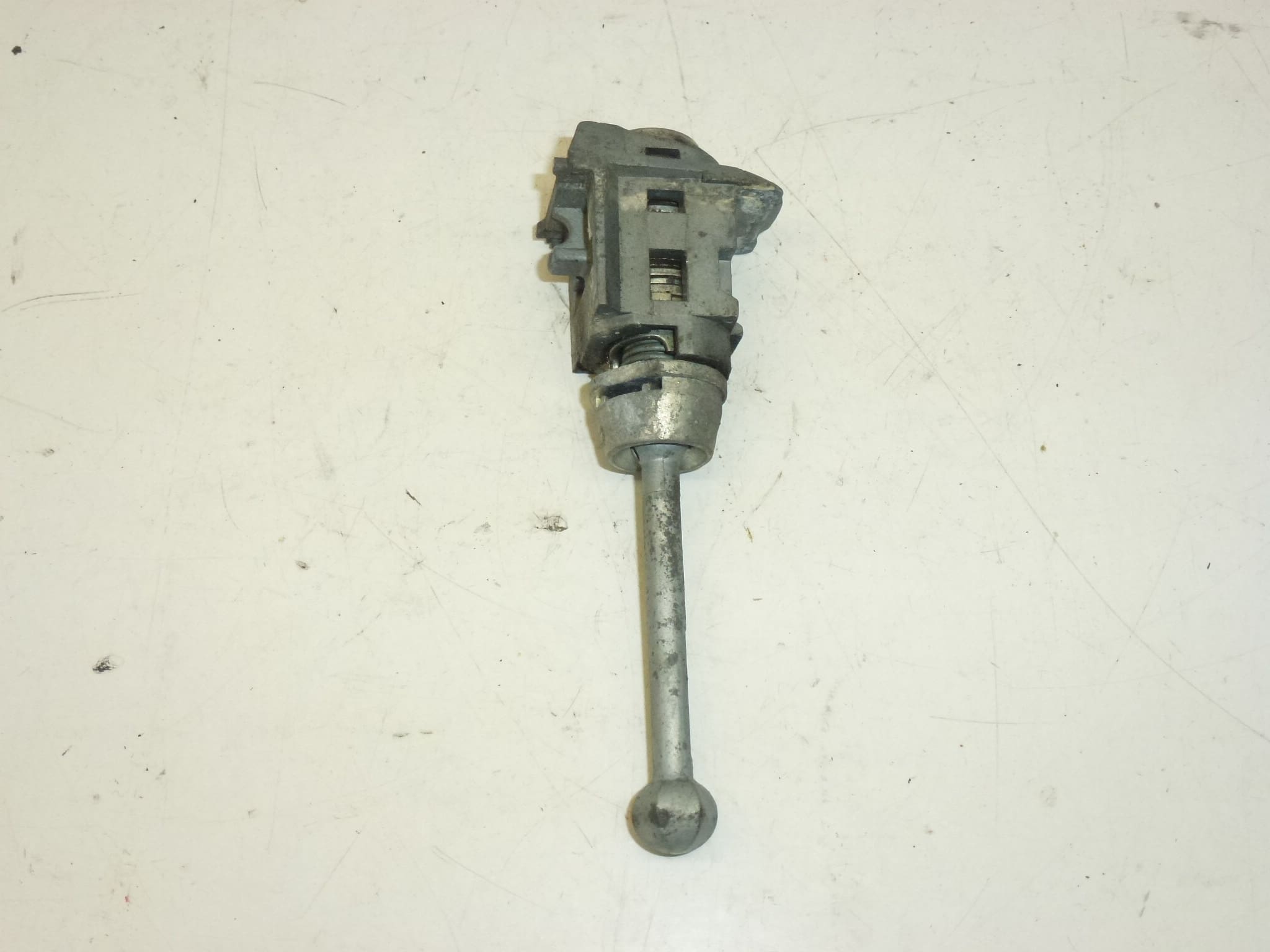 Kit de serrures avec 2 clés pour Peugeot 207 - 4162KF / 4162NV – Image 2