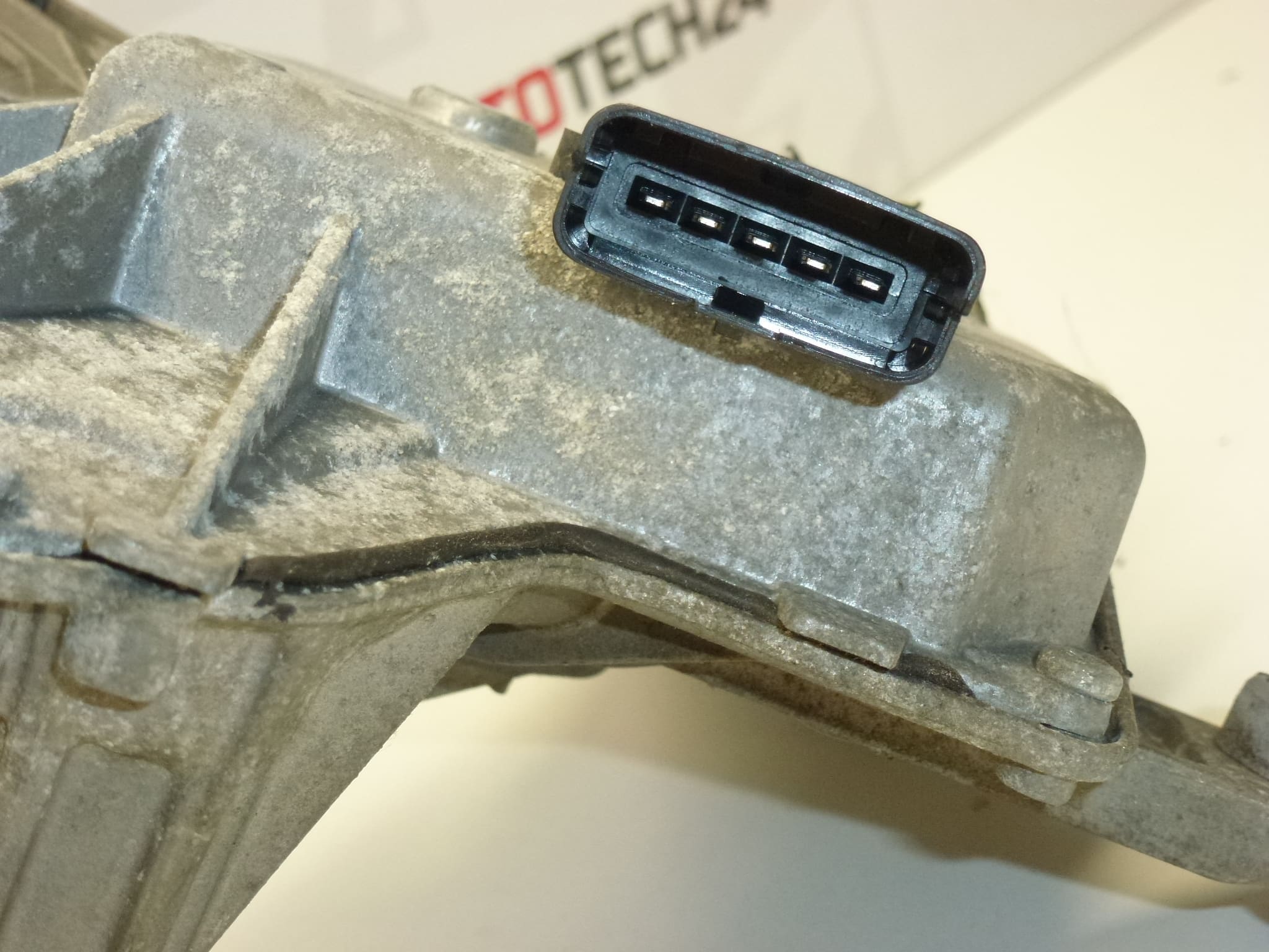 Moteur d'essuie-glace gauche pour Citroën C4 Picasso 9687621780 6405NH – Image 2