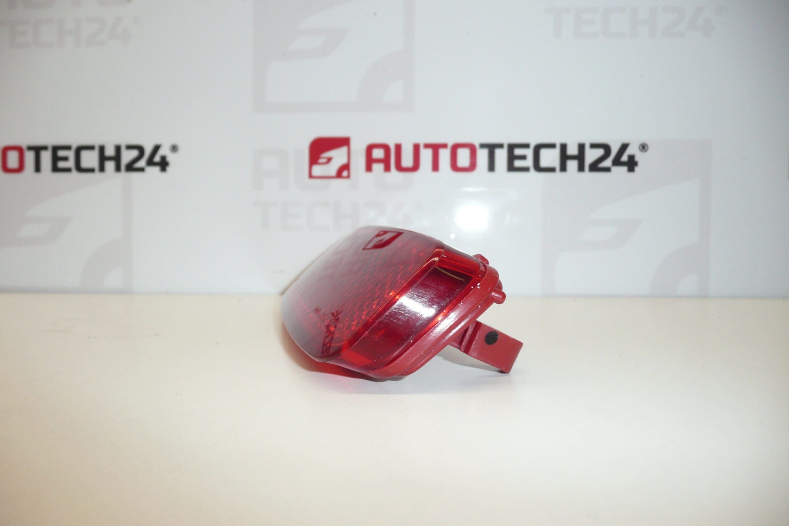 Réflecteur gauche du pare-chocs arrière Citroën C1 / Peugeot 107 - 9659830680 – Image 2