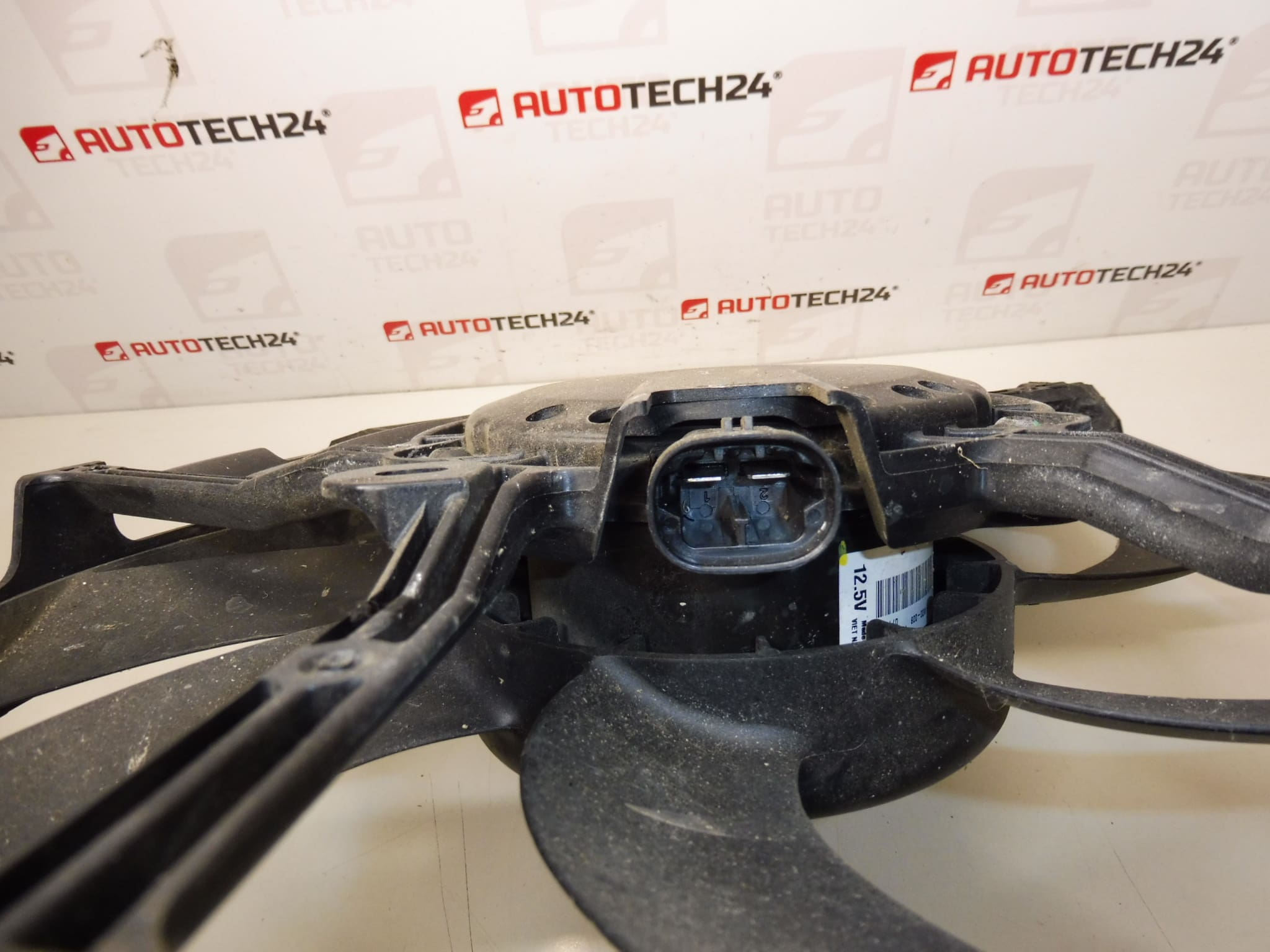 Ventilateur Sahara pour Citroën/Peugeot réf. 9801666680 (d'occasion) – Image 2