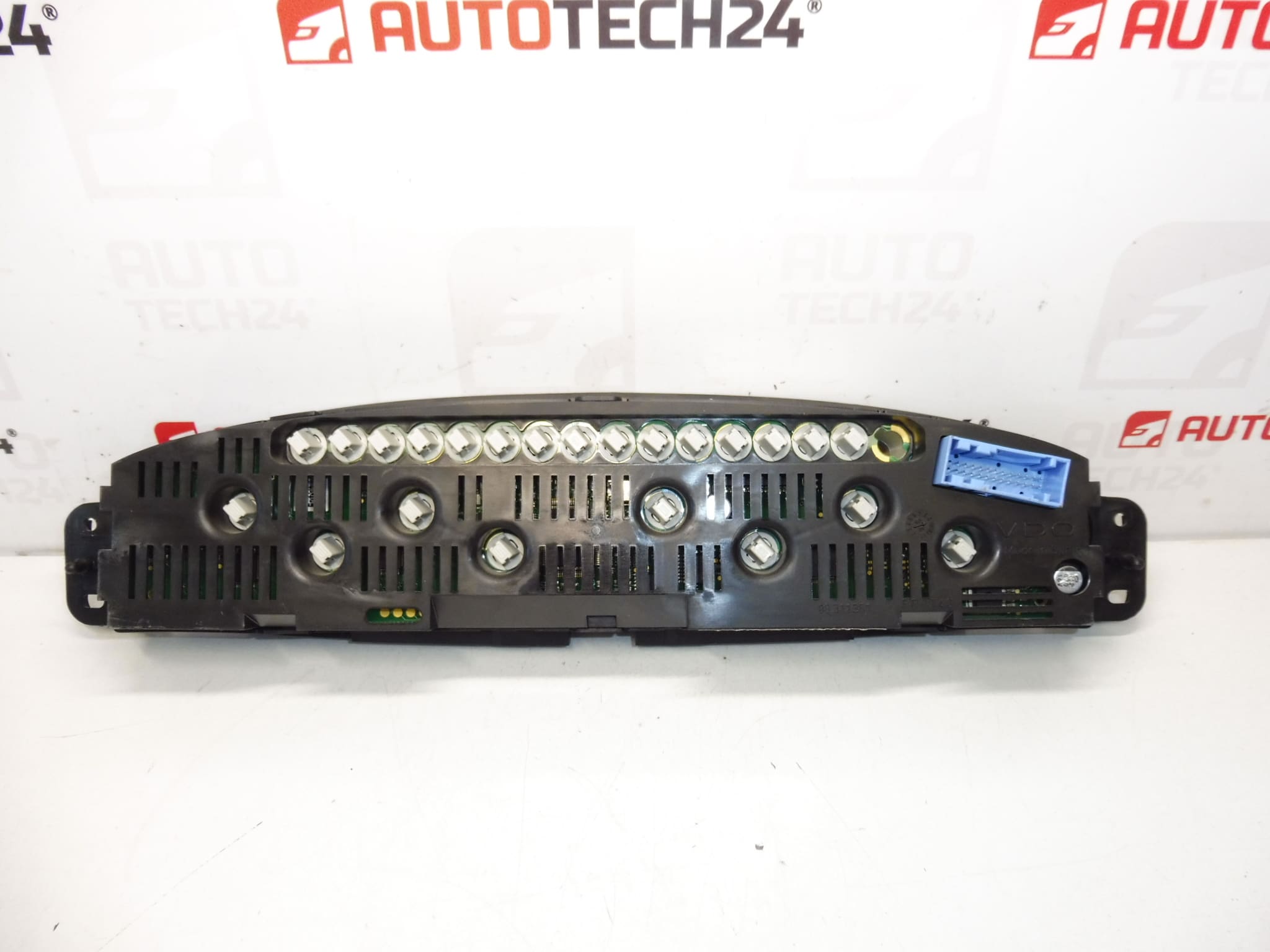 Compteur kilométrique Citroën Xsara Picasso 108000 km 9661734780 6105G4 – Image 2