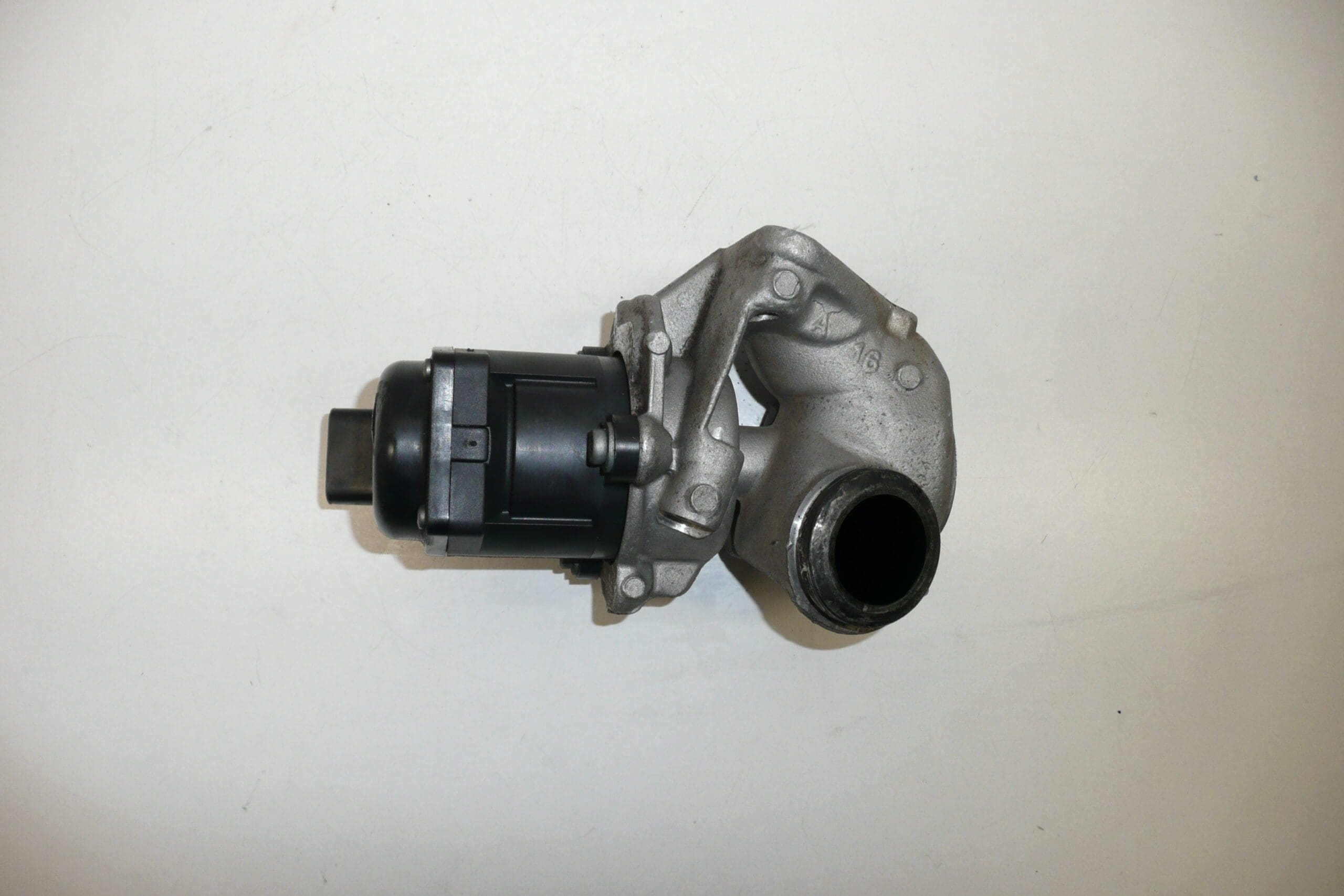 Vanne EGR 1.6 HDi Citroën/Peugeot 9660276280 – Image 2