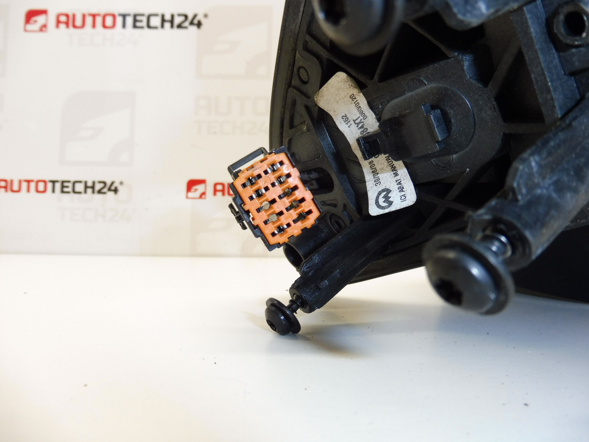 Rétroviseur gauche EZRC Citroën Xsara Picasso 96570984XT 815350