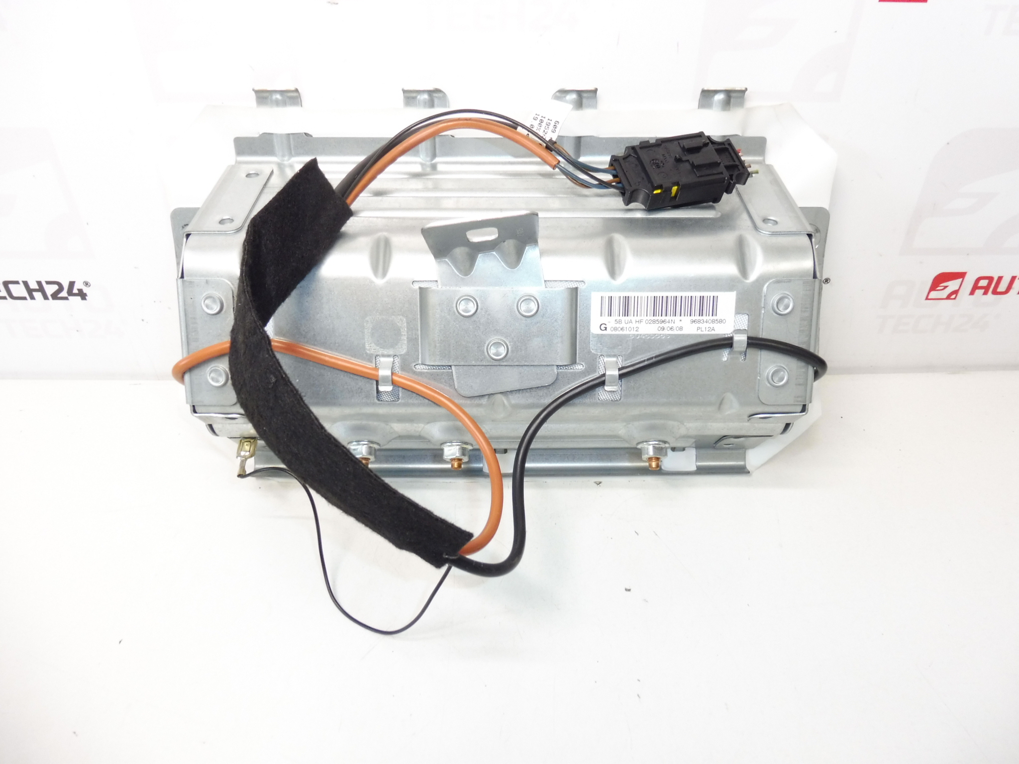 Airbag passager Peugeot 207 9683408580 8216RY