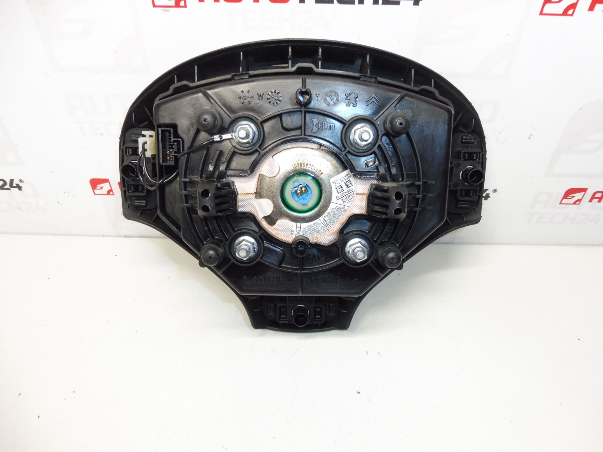 Airbag conducteur Peugeot 3008 5008 96845302ZE 4112PF