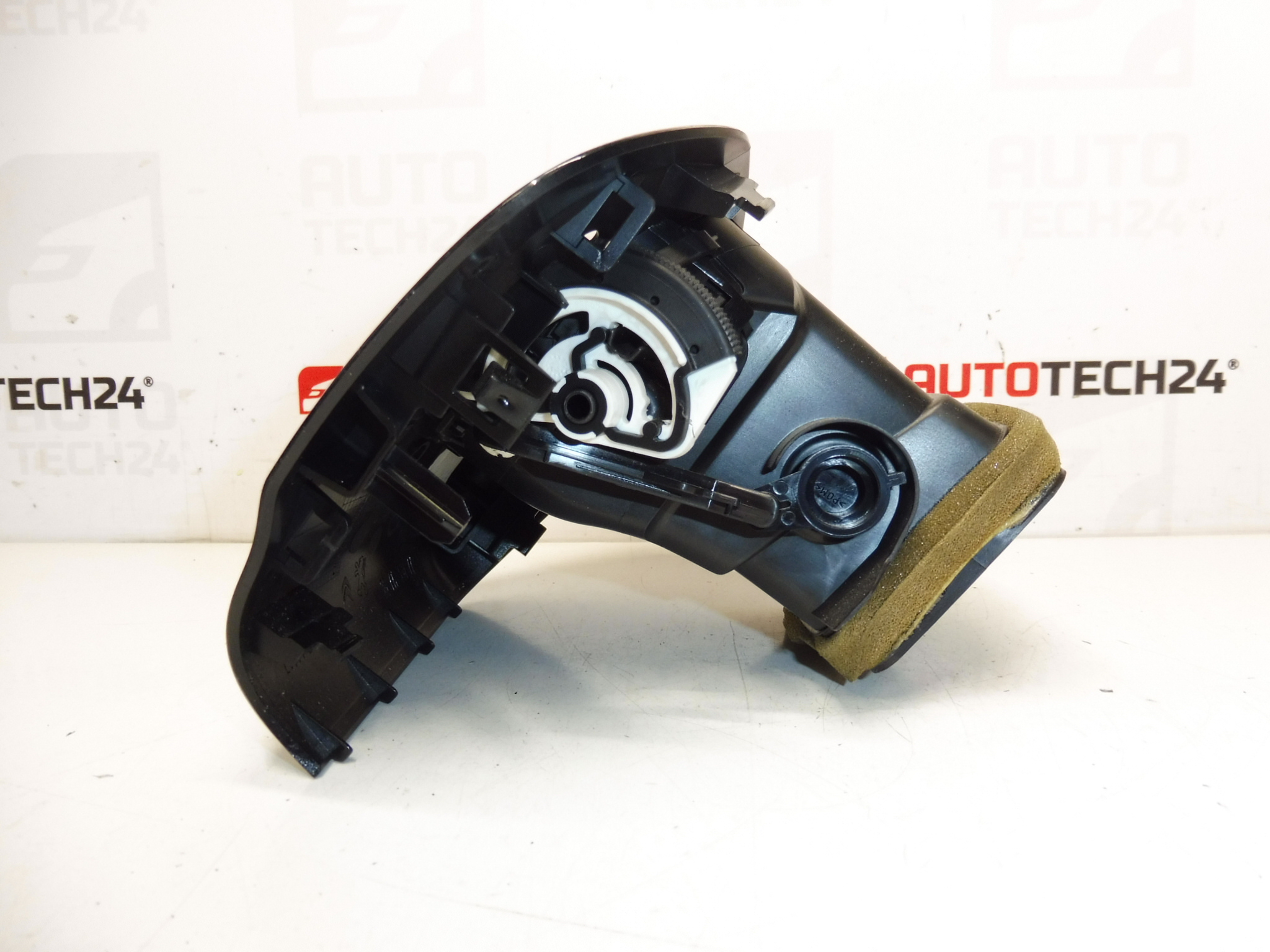 Sortie de ventilation Citroen C -lysée Peugeot 301 967276577 9677253177