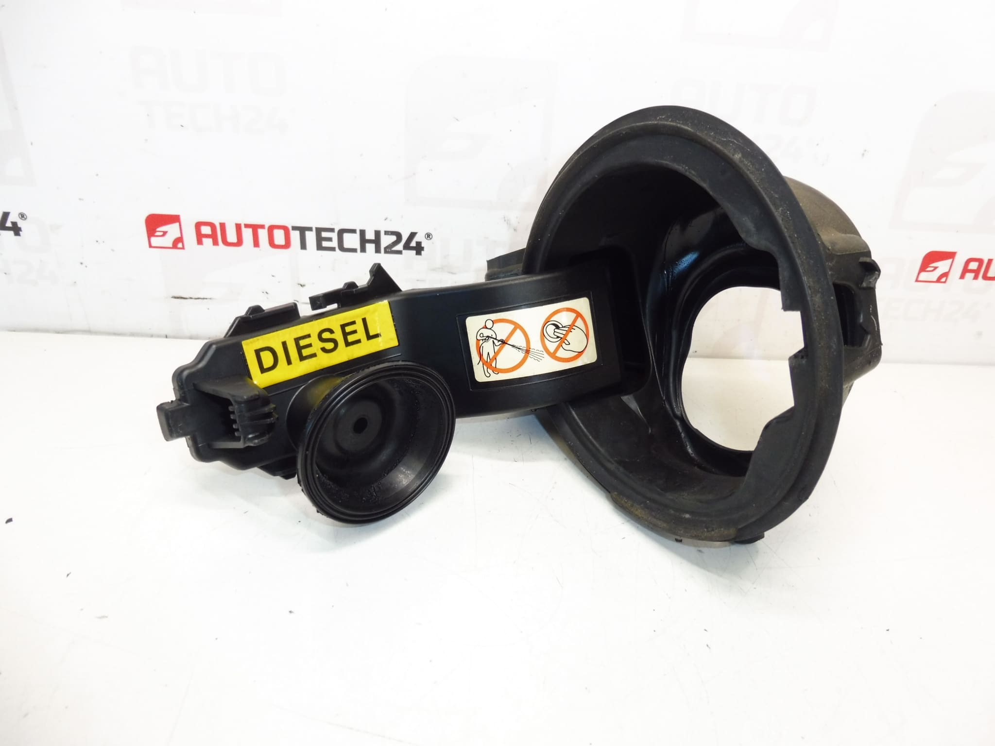 Orifice de remplissage du réservoir pour Citroën C4 Grand Picasso 9654052280 9685086780 1517G2 – Image 2