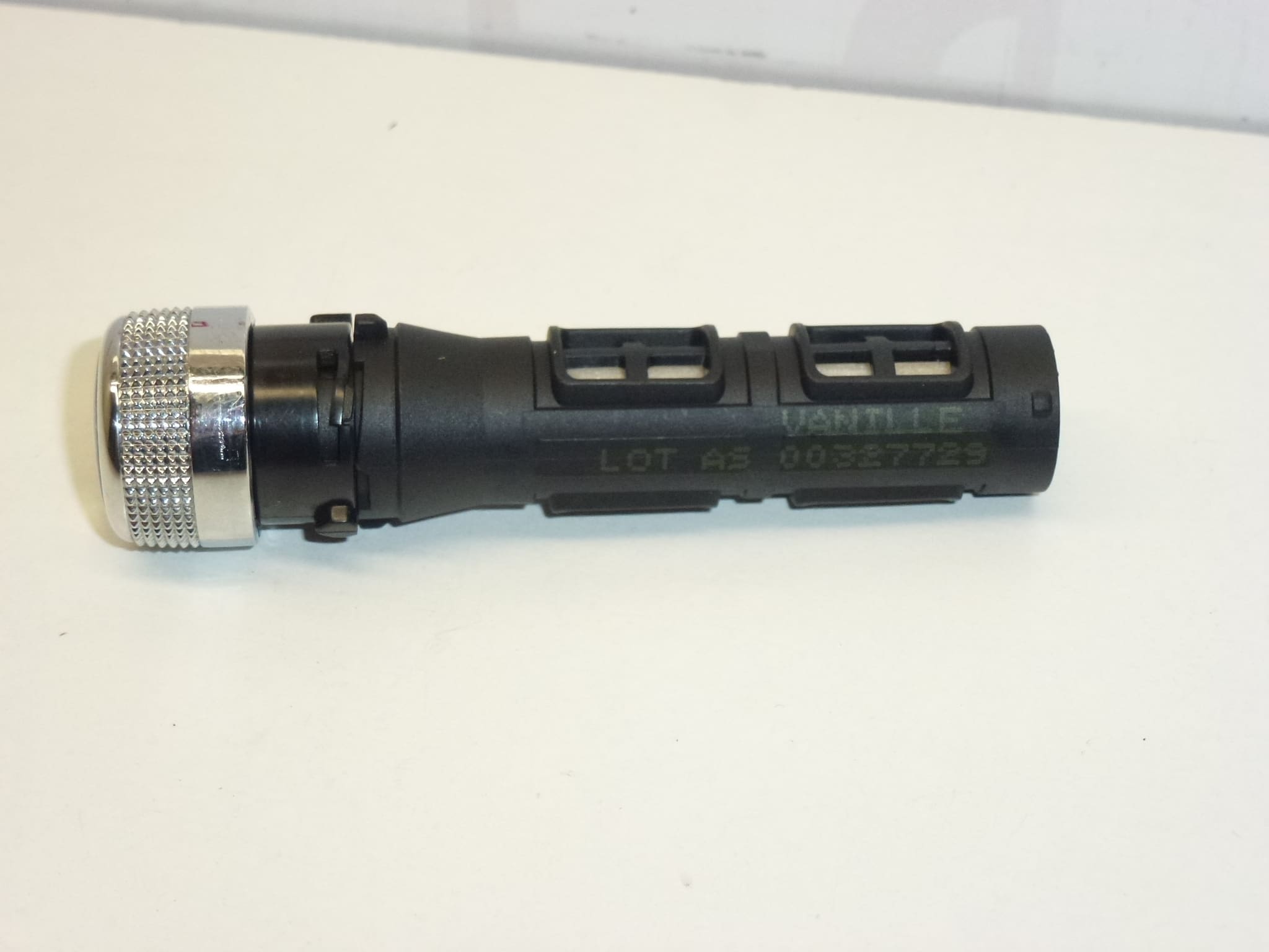 Bouton de parfum pour Citroën C3/C4 Picasso 824435 8244E5 – Image 2