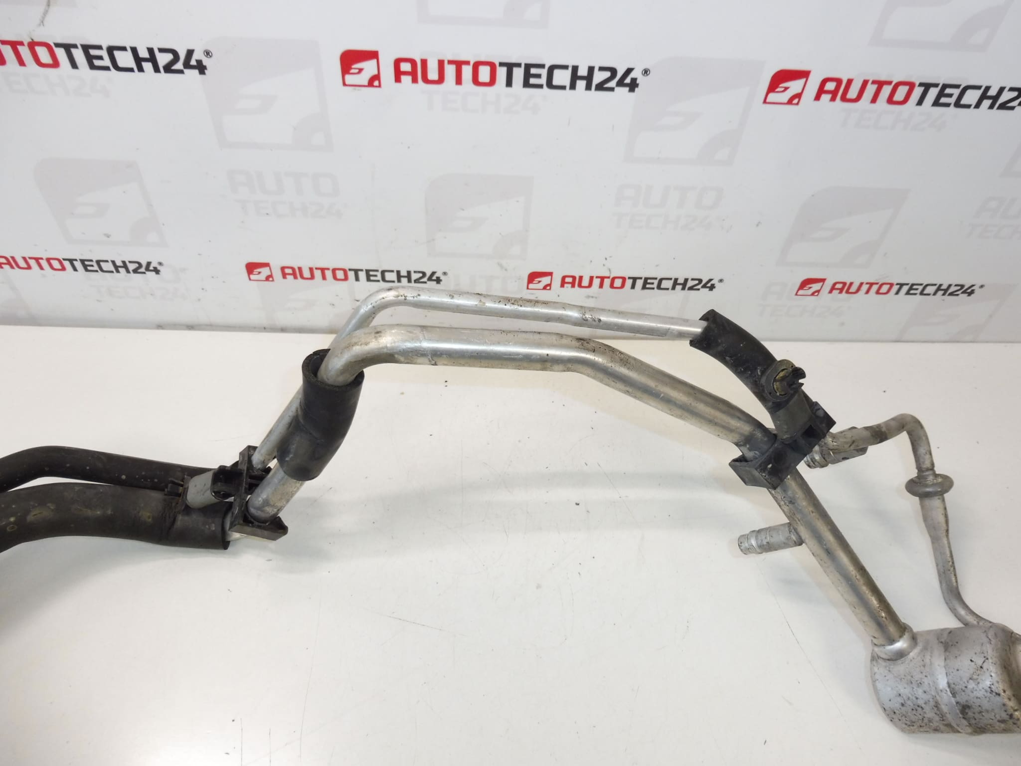 Tuyau de climatisation pour Citroën C8, Peugeot 807 2.2 HDi 6460TA – Image 2