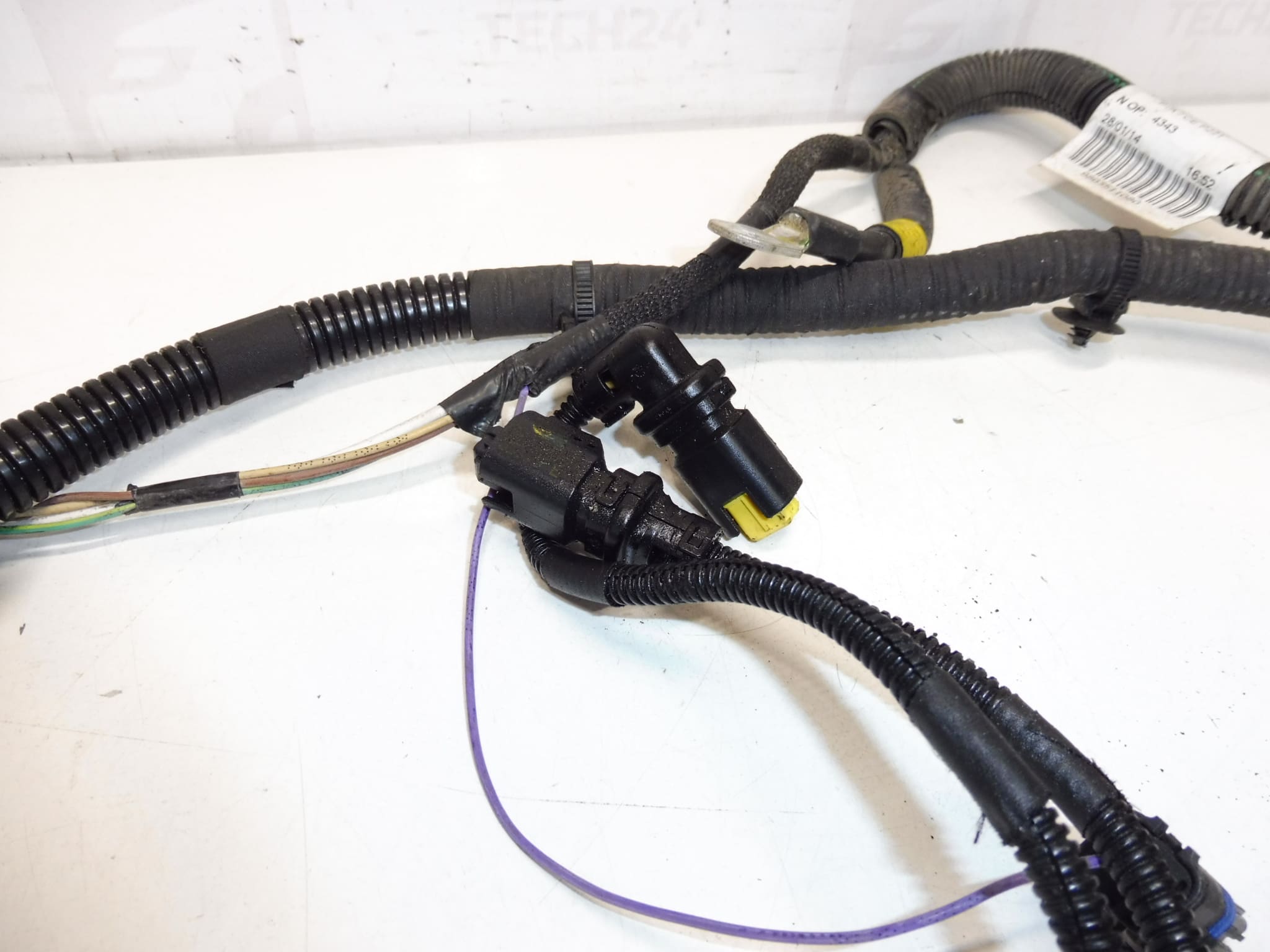 Faisceau moteur 1.6 e-HDi pour Citroën/Peugeot 9803511080 – Image 2