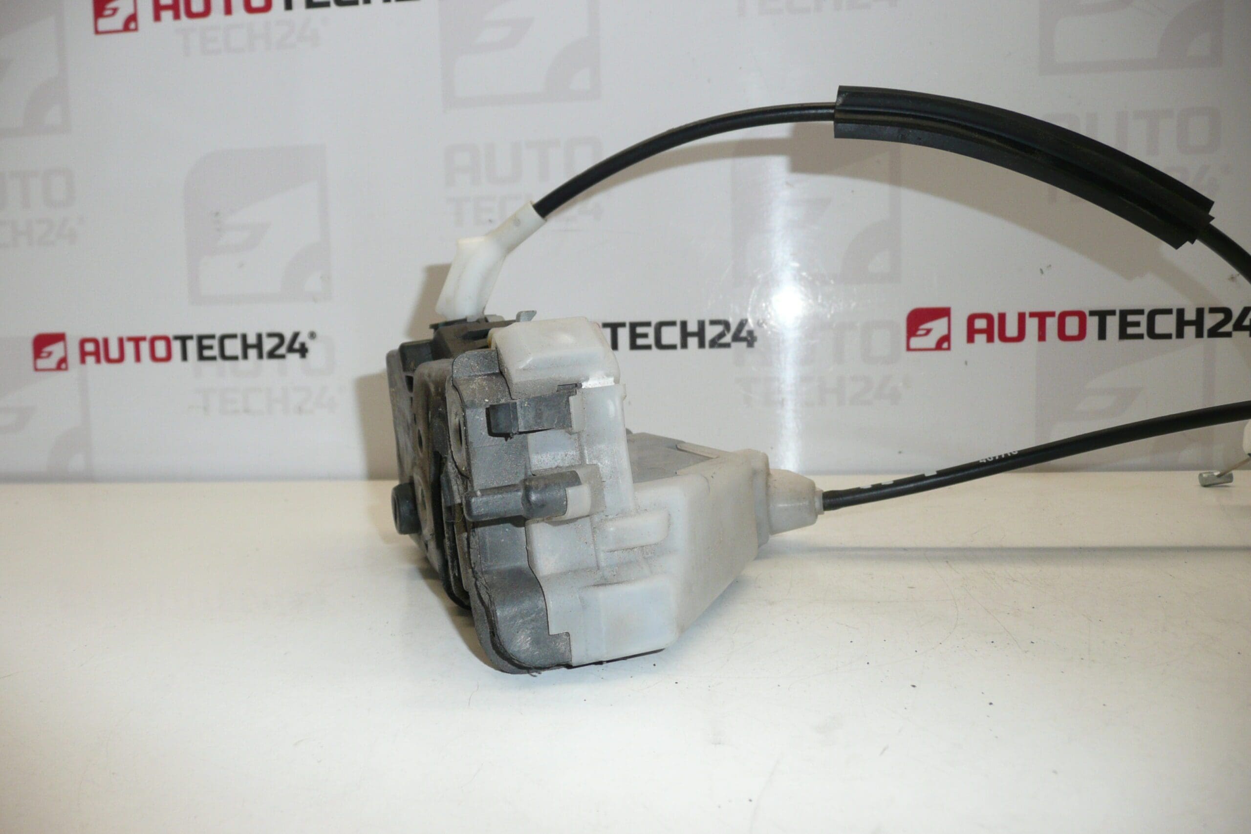 Serrure de porte arrière gauche Citroën C5 X7 A04078 9137W0 – Image 2