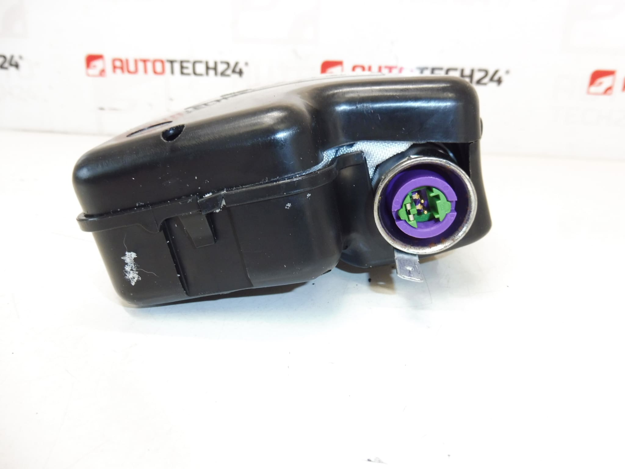 Airbag du siège conducteur d'occasion pour Citroën C3 Picasso (9682604180, 9802121980) – Image 2