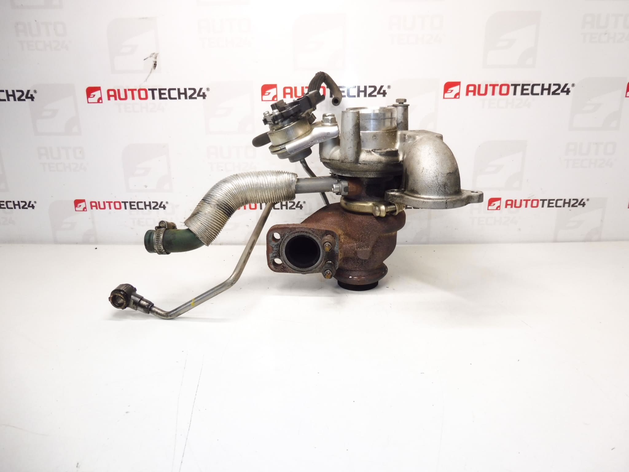 Turbo Citroën Peugeot 1.6 HDI 68KW 83 mille 9673283680 TD02H2-07TT-21
