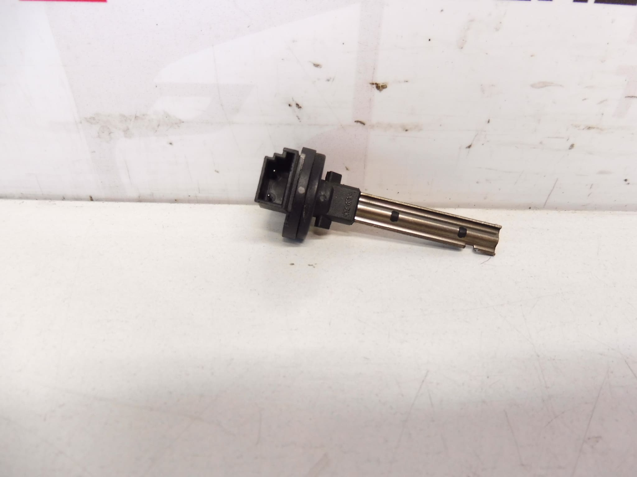 Capteur de température intérieure Citroën/Peugeot 643695 – Image 2