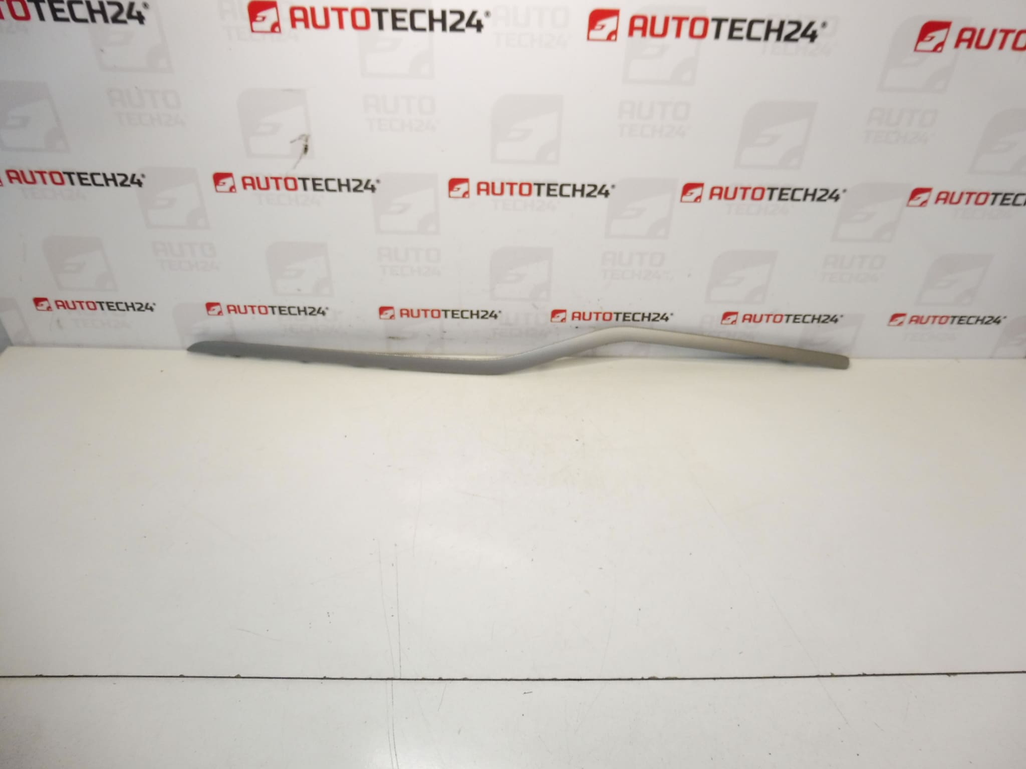 Tableau de bord décoratif Citroën C5 X7 9682315877 8231S3