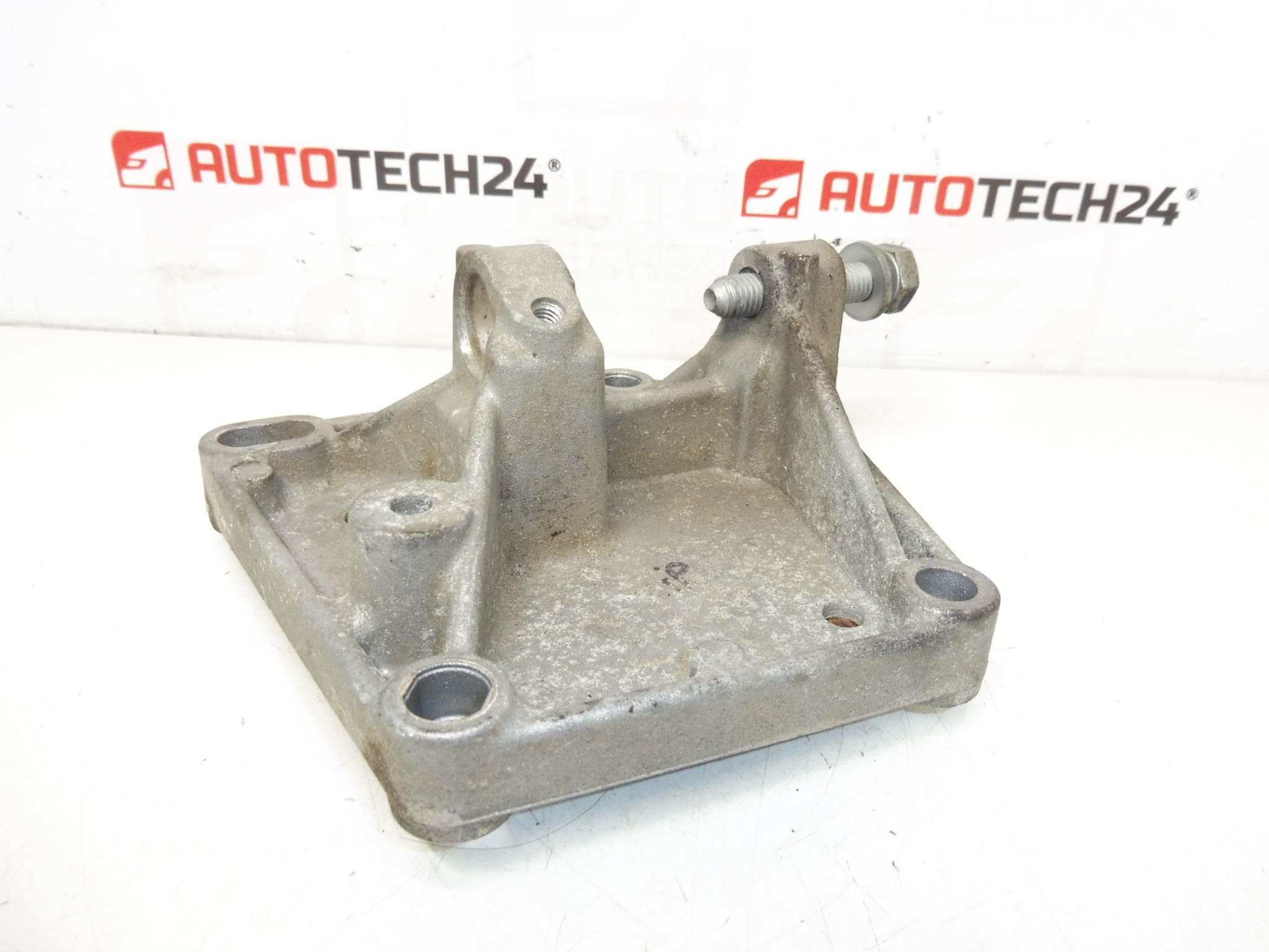 Support d'alternateur pour Citroën et Peugeot 9637850580 5706F7 – Image 2