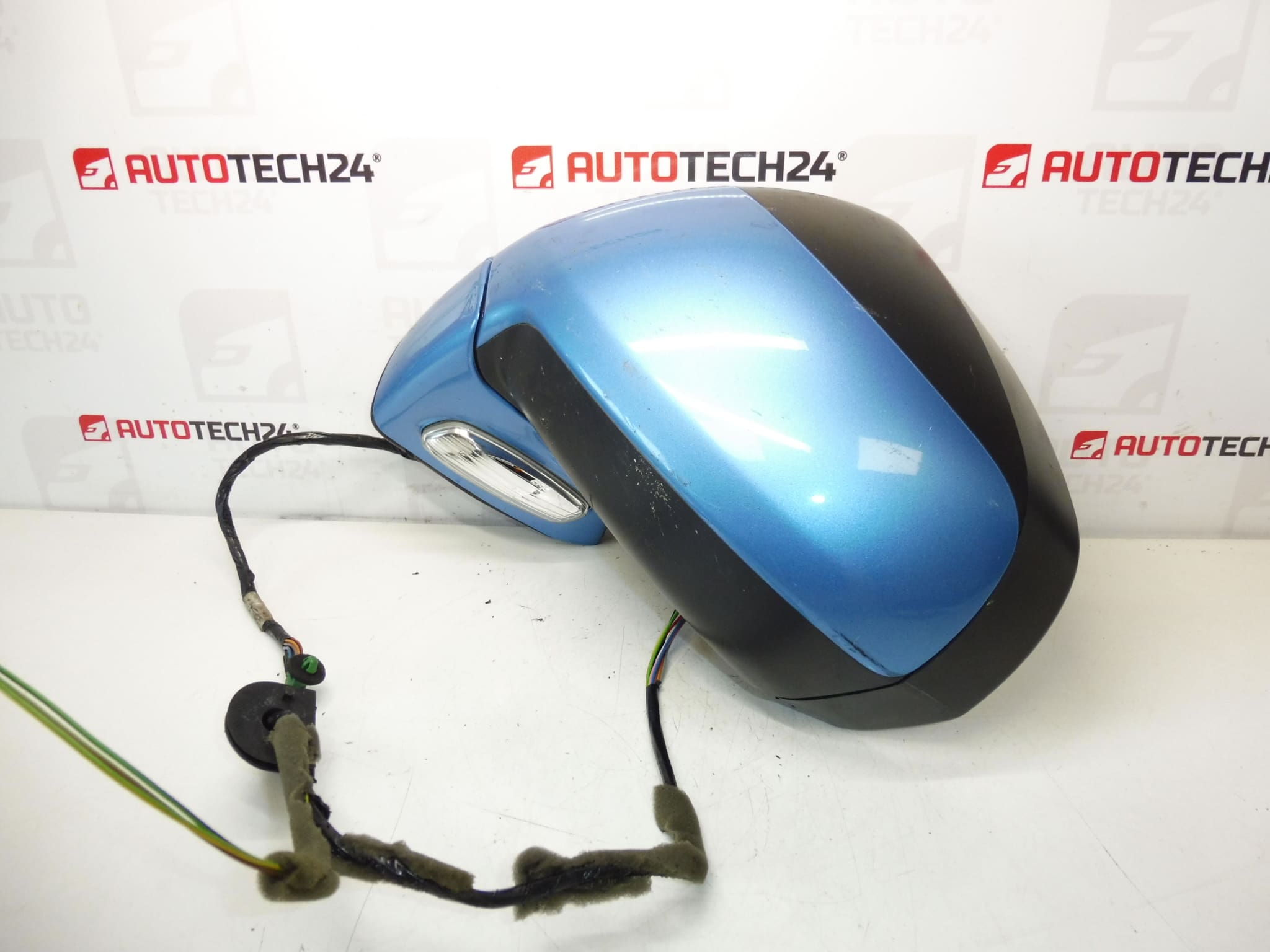 Miroir gauche Knyc Citroën C4 Picasso 96850509XT 8153H4