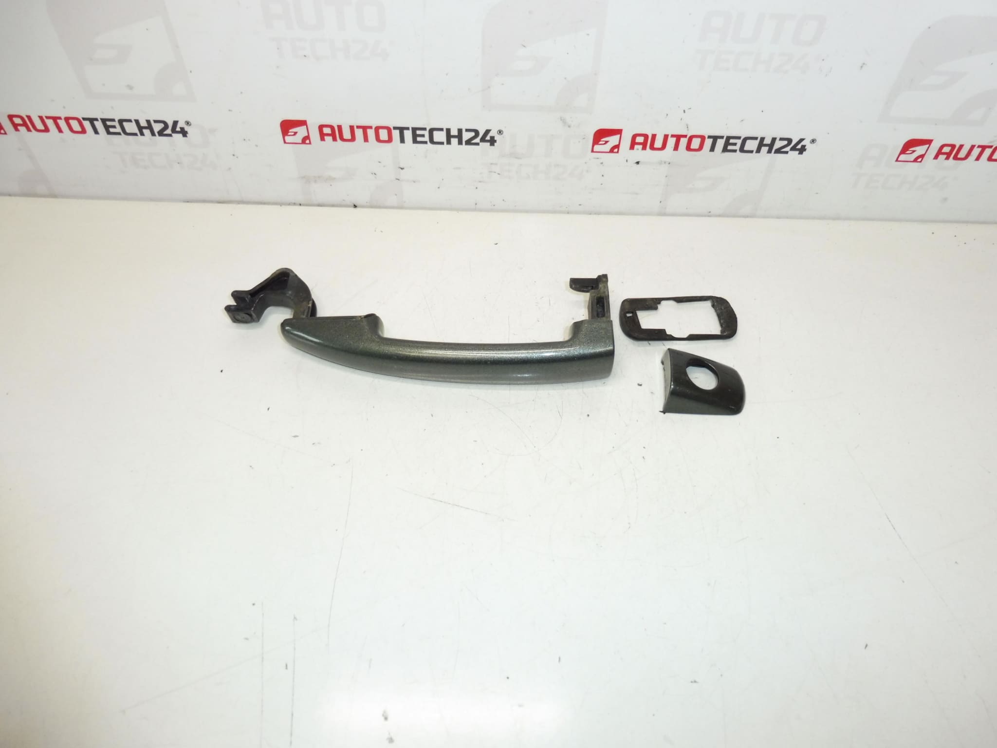 Poigure de porte Citroën Peugeot Ezqc 9101ep