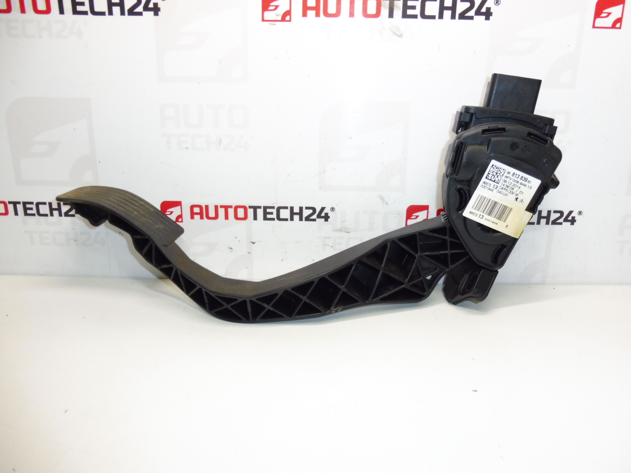 Pédale d'accélérateur Hella Citroën C3 Picasso 9681383980 1601AC