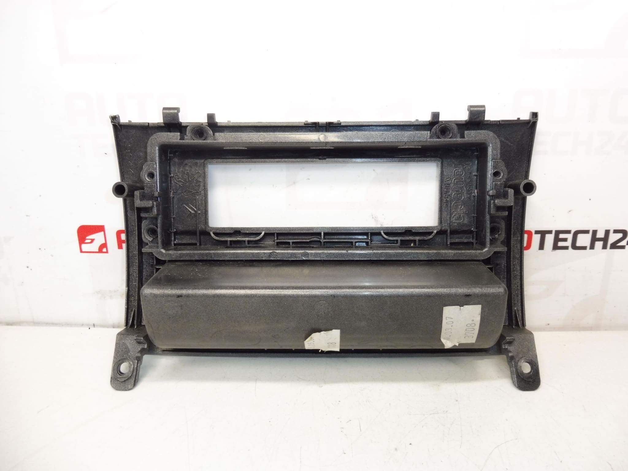 Cadre d'autoradio pour Peugeot 407 - réf. 9657788777 – Image 2