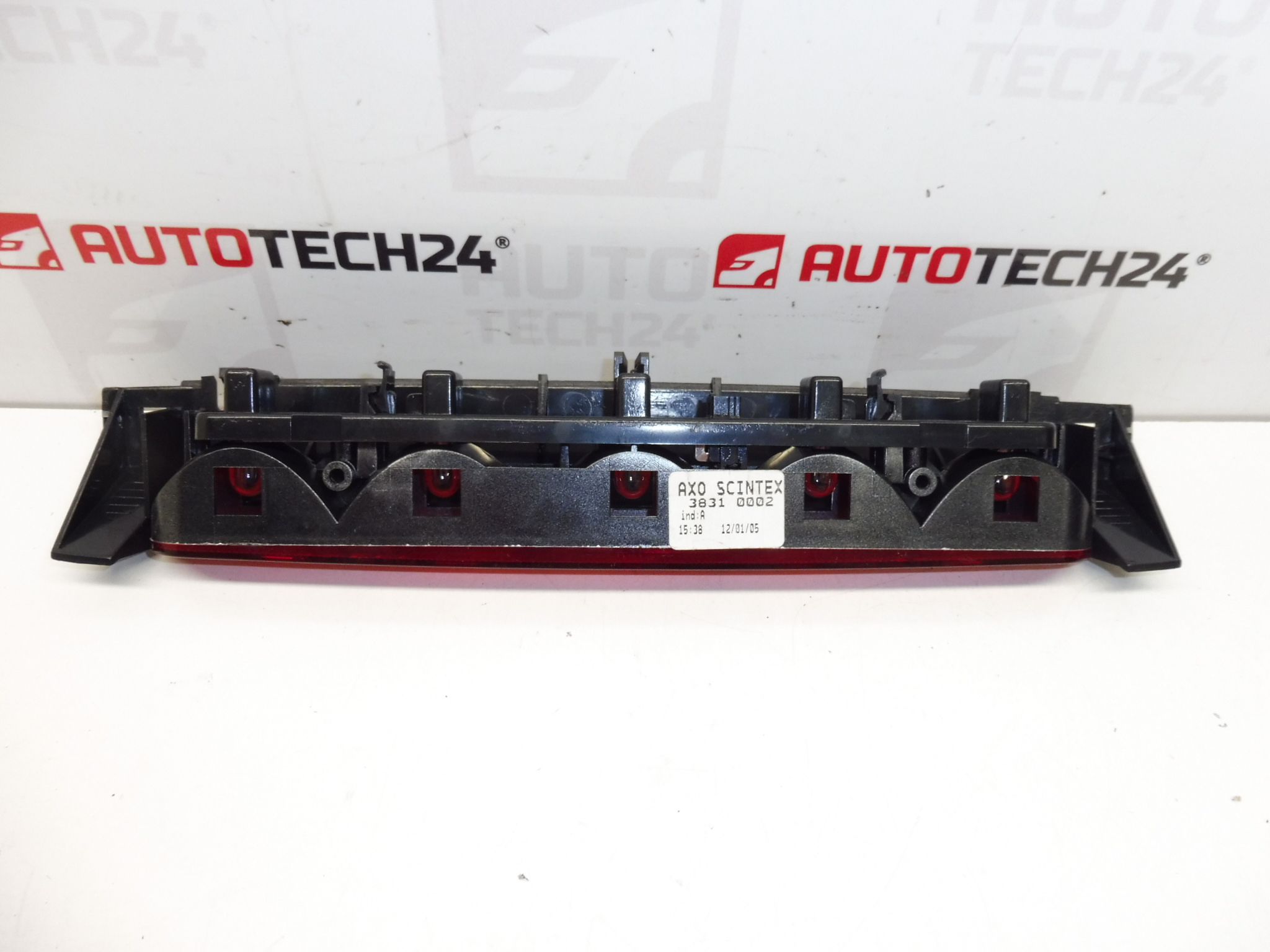 Le troisième feu stop peugeot 807 Citroen C8 1401159980 1489380080