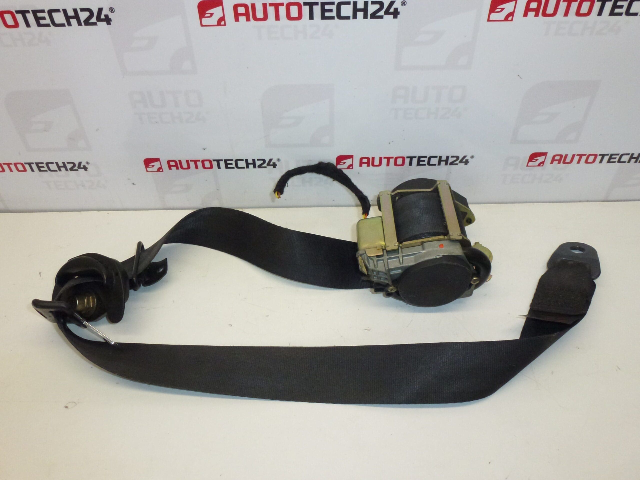 Ceinture de sécurité avant gauche Citroën C5 II 96501389XX 8974Z0 – Image 2