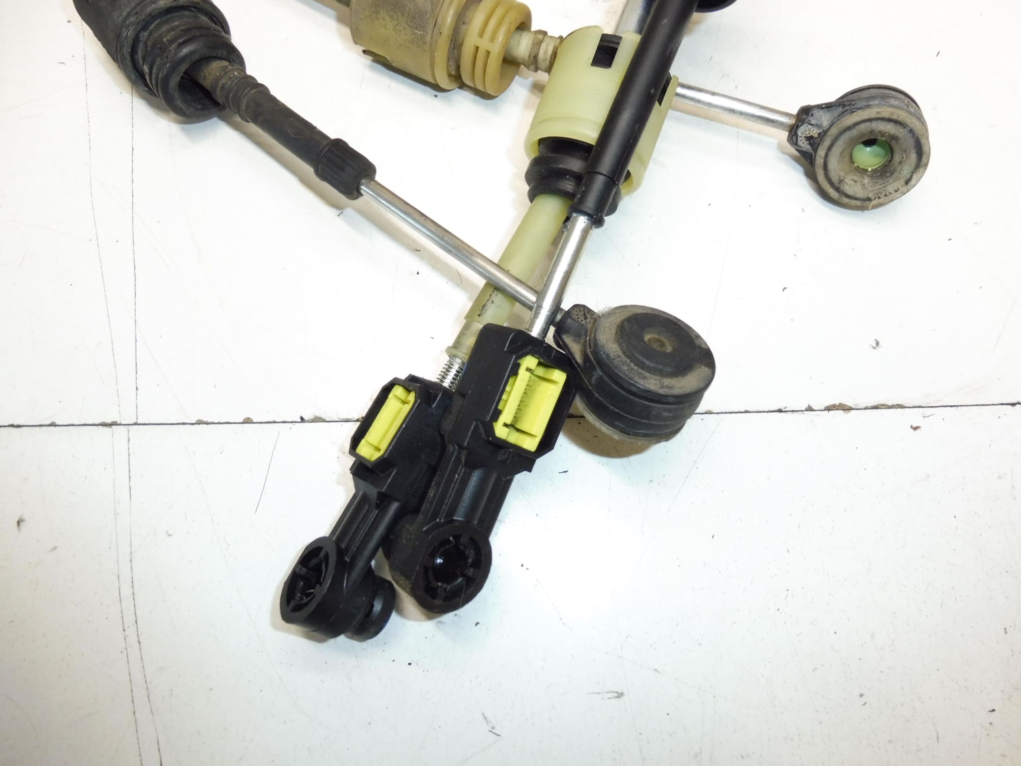 Câbles de commande de boîte de vitesses Citroën/Peugeot 9672434480 2444HW – Image 2