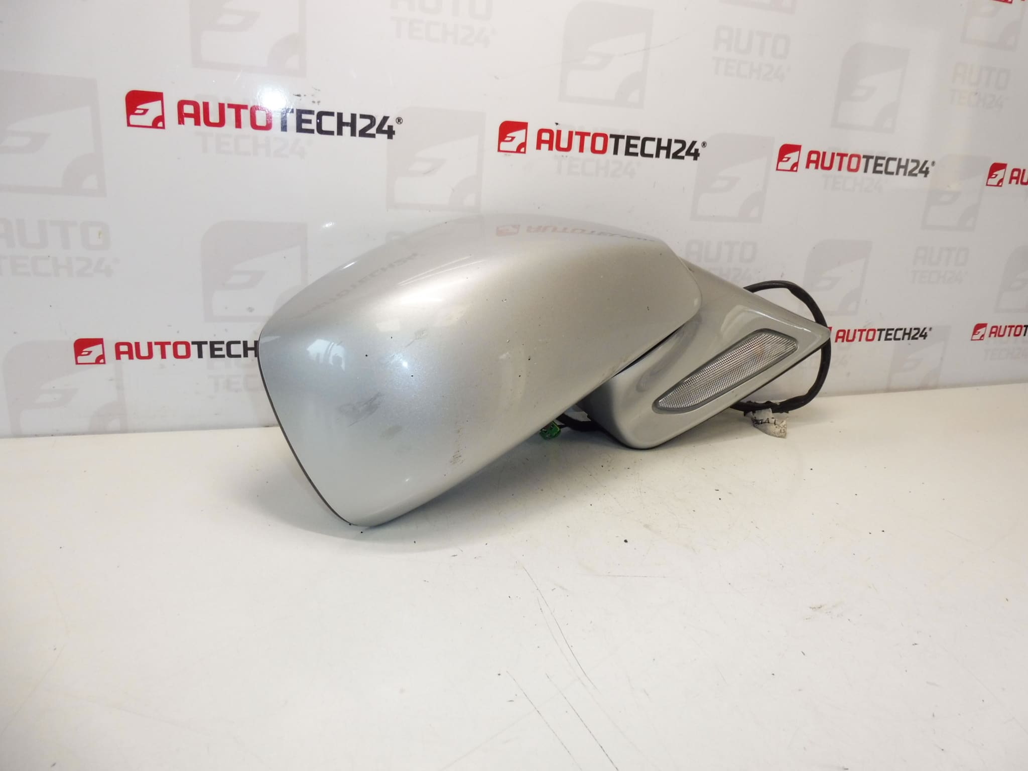 Miroir droit ezrc Citroën Peugeot 14009349Zr 8153fv