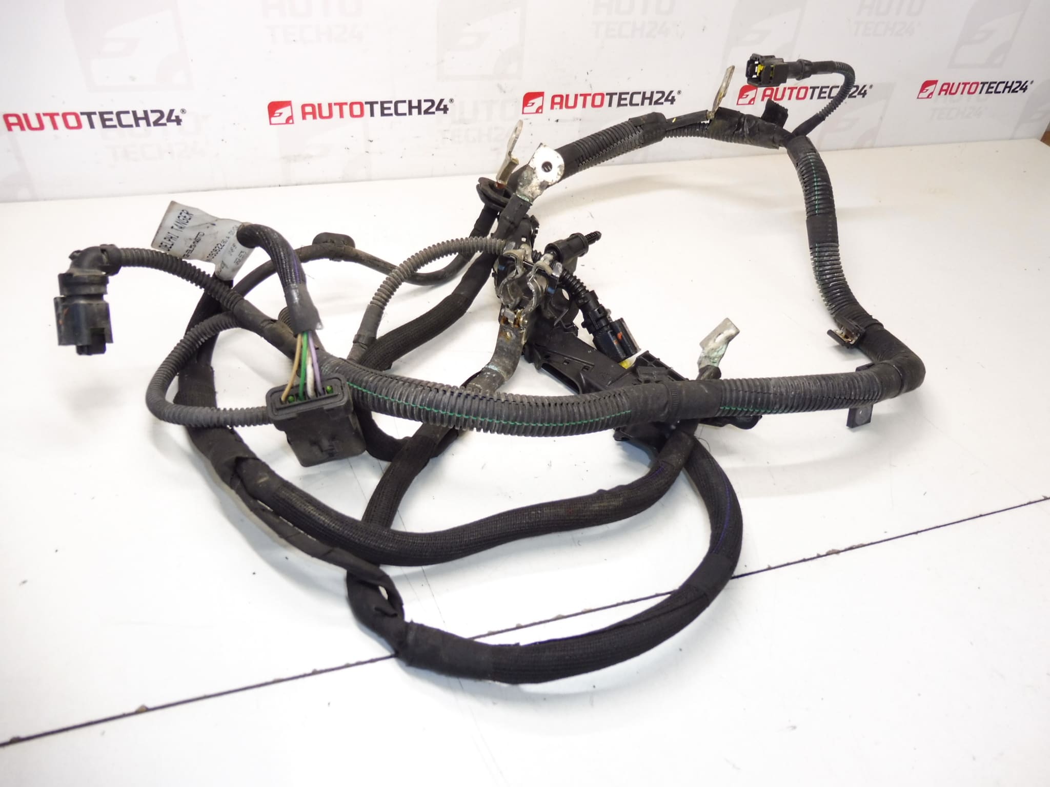 Câble positif de batterie pour Citroën/Peugeot 1.0/1.2 - 9809062280 – Image 2