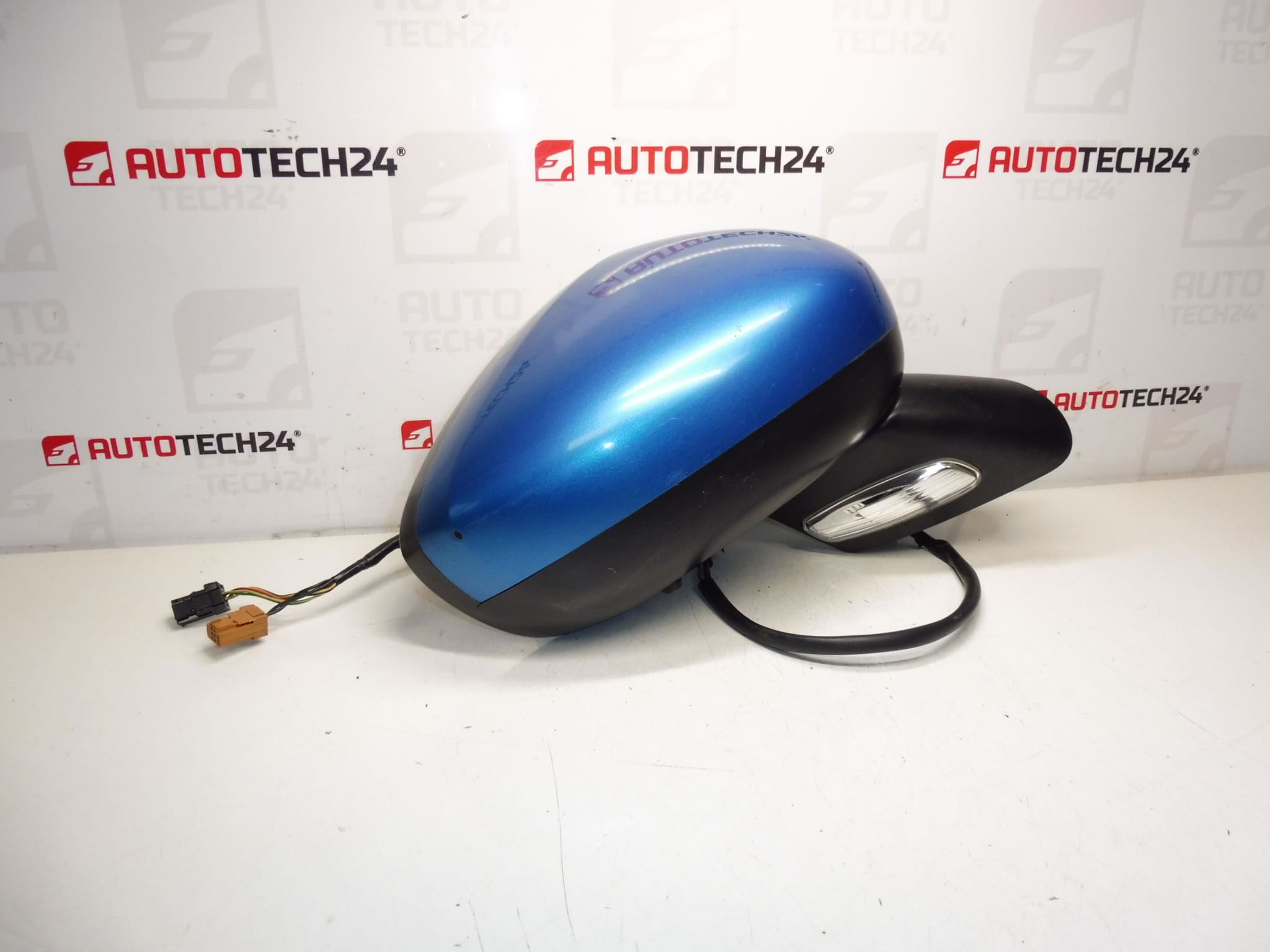 Miroir droit électrique Citroën C3 II KGWD 8154AR