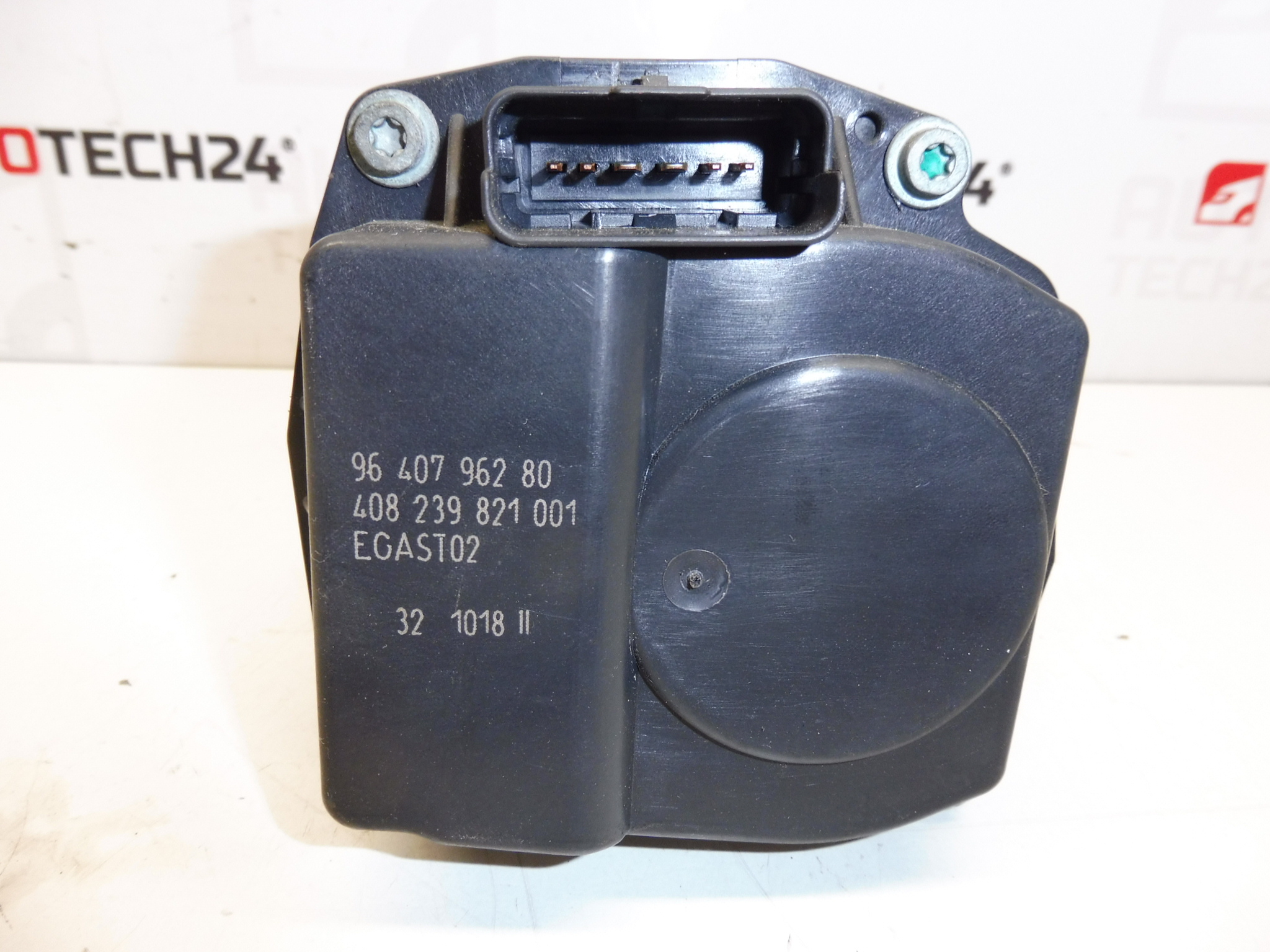 Papillon des gaz Citroën Peugeot 9640796280 1635R8